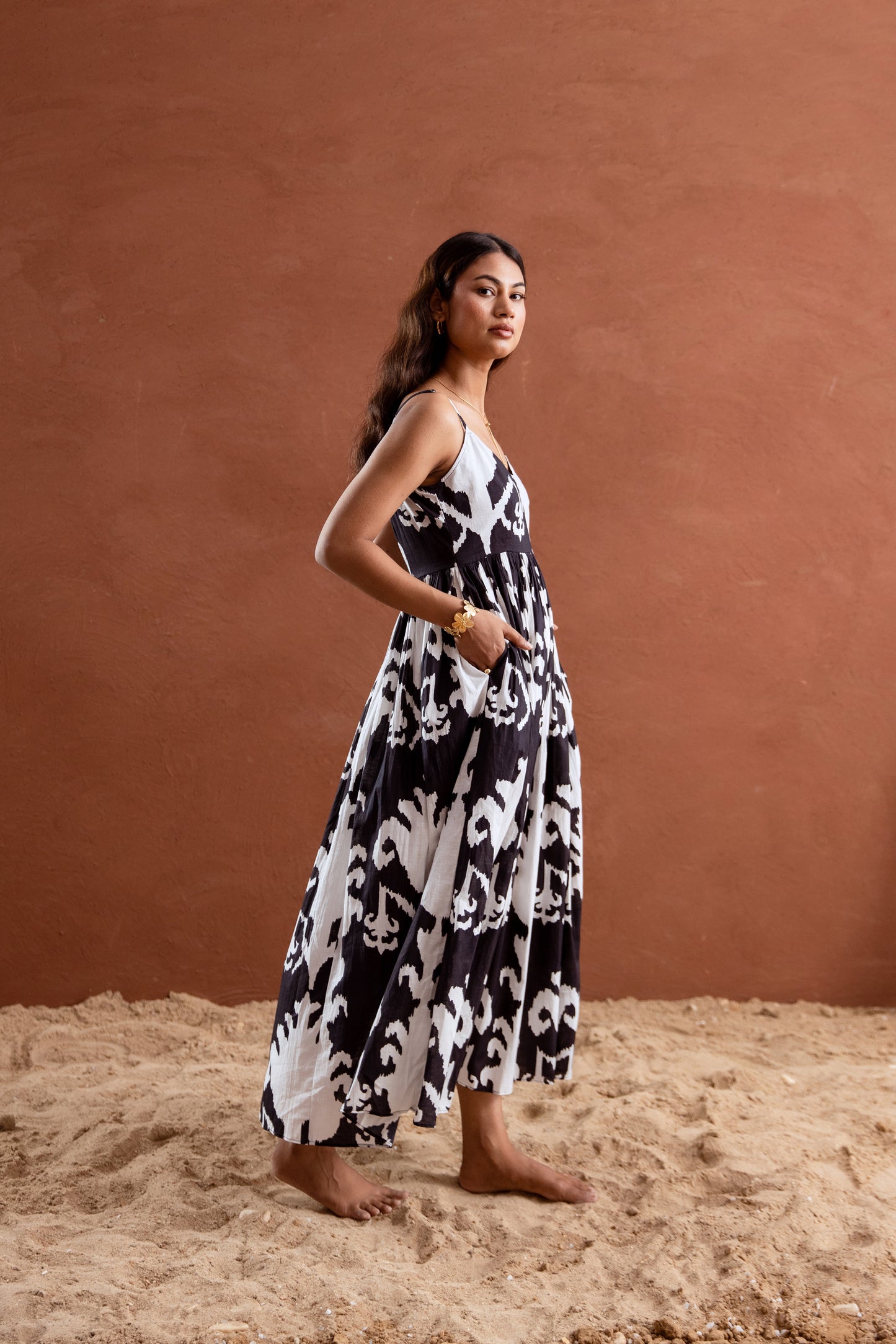 Black and White Patterned Strappy Maxi Dress