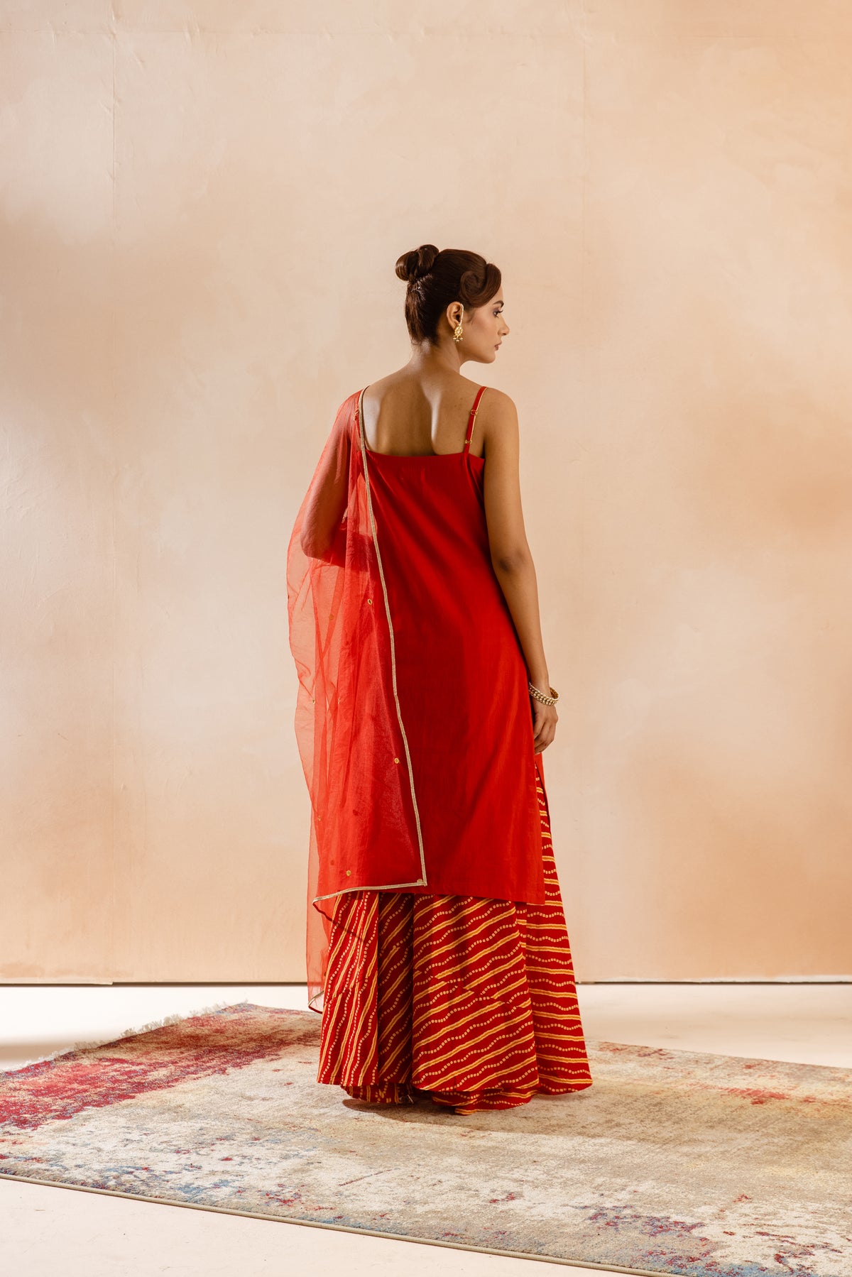 Kesar Thin Strap-The Line (Red)