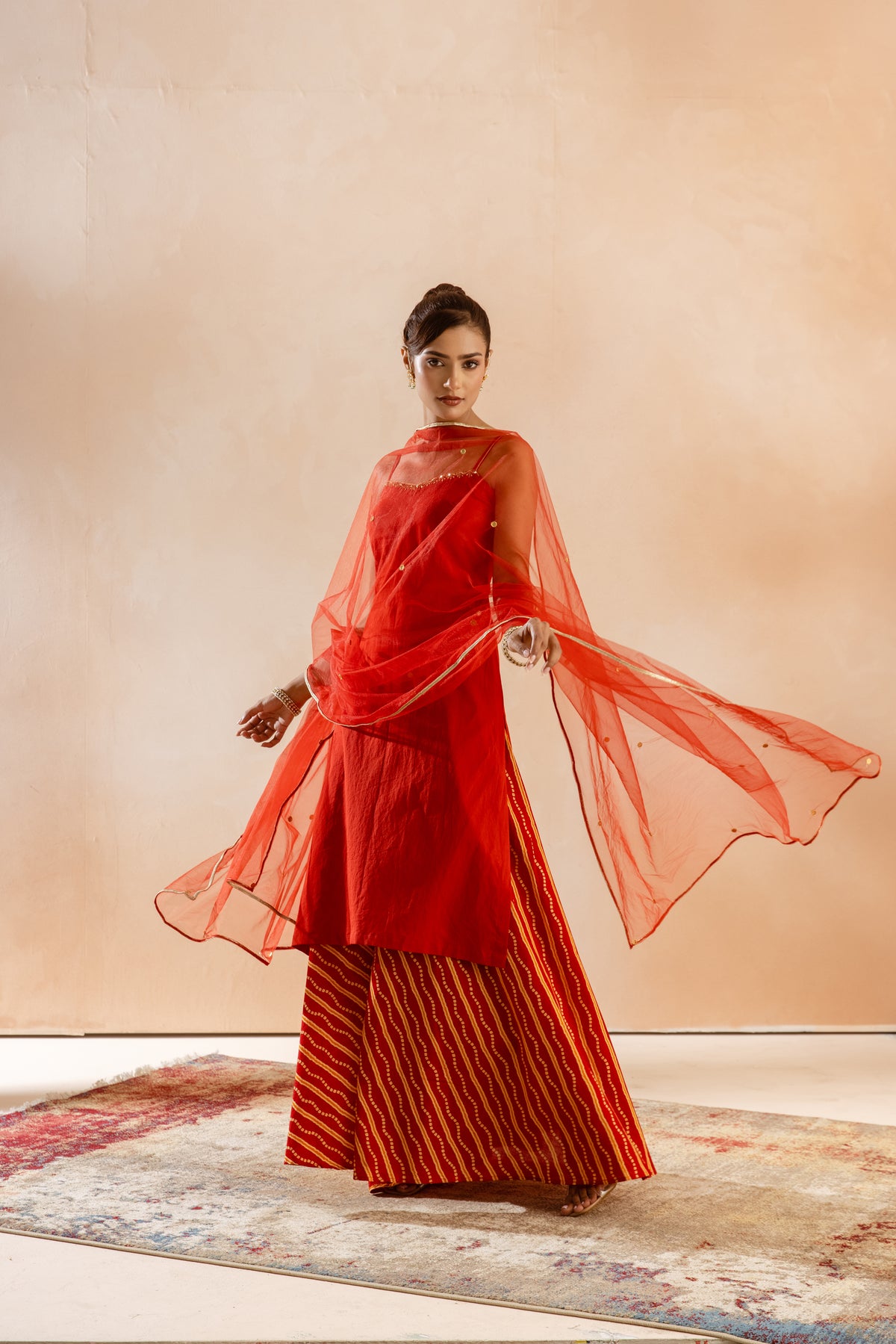 Kesar Thin Strap-The Line (Red)