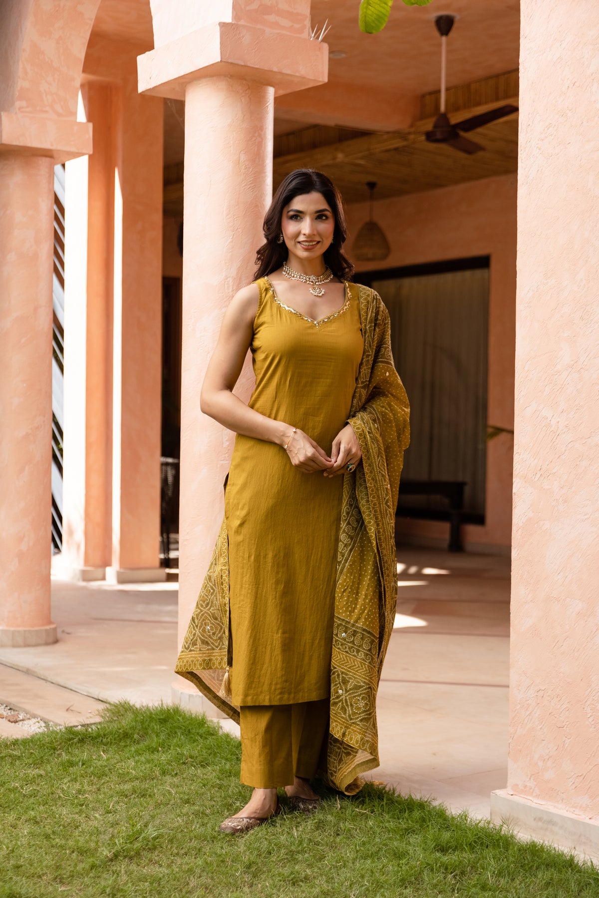 Zaitoon Sleeveless - Straight Cut Suit (Olive Green)