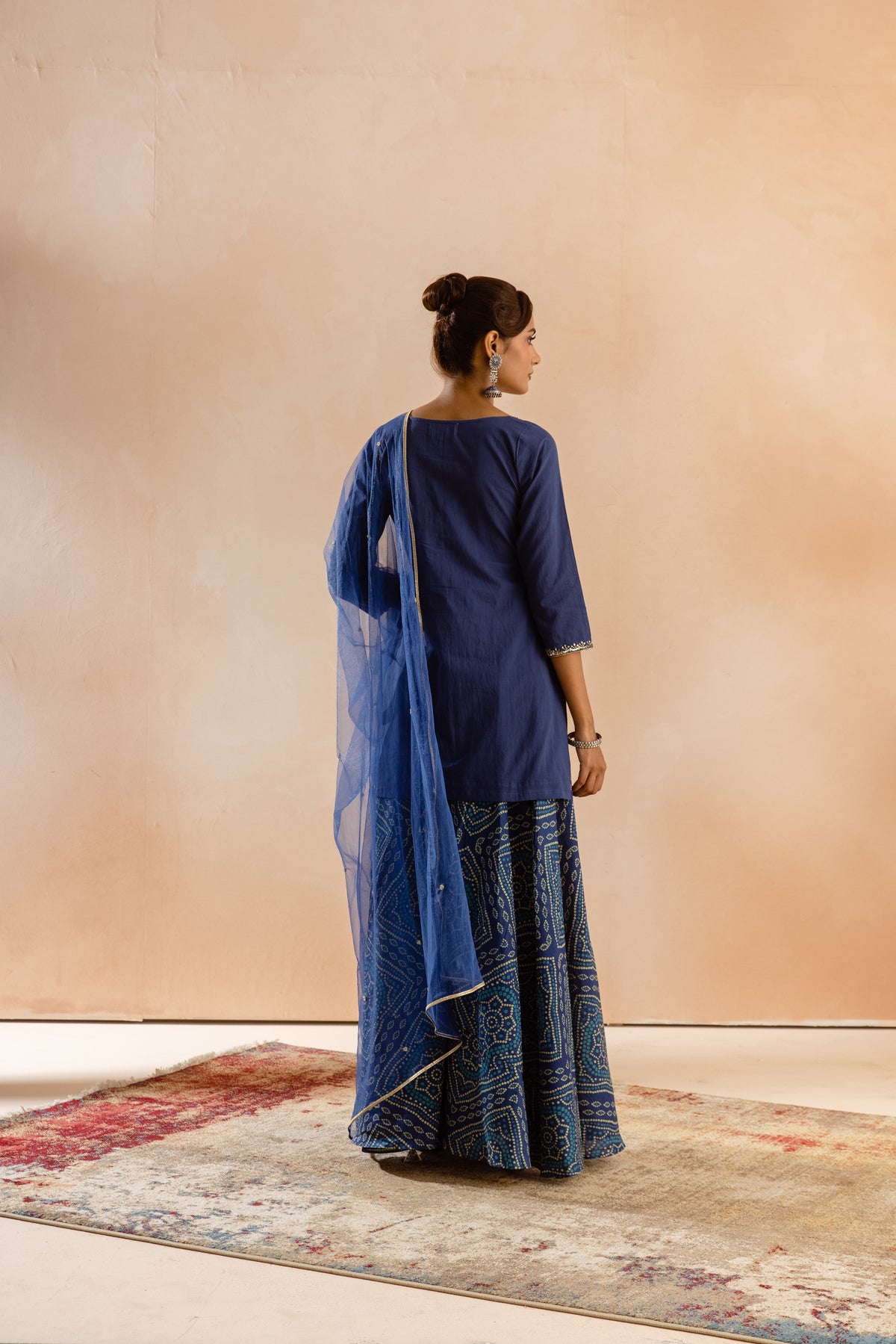 Neel Sleeved-The Flare (Blue)