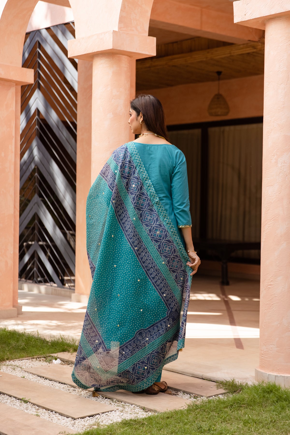 Mor Sleeved - Straight Cut Suit (Teal)