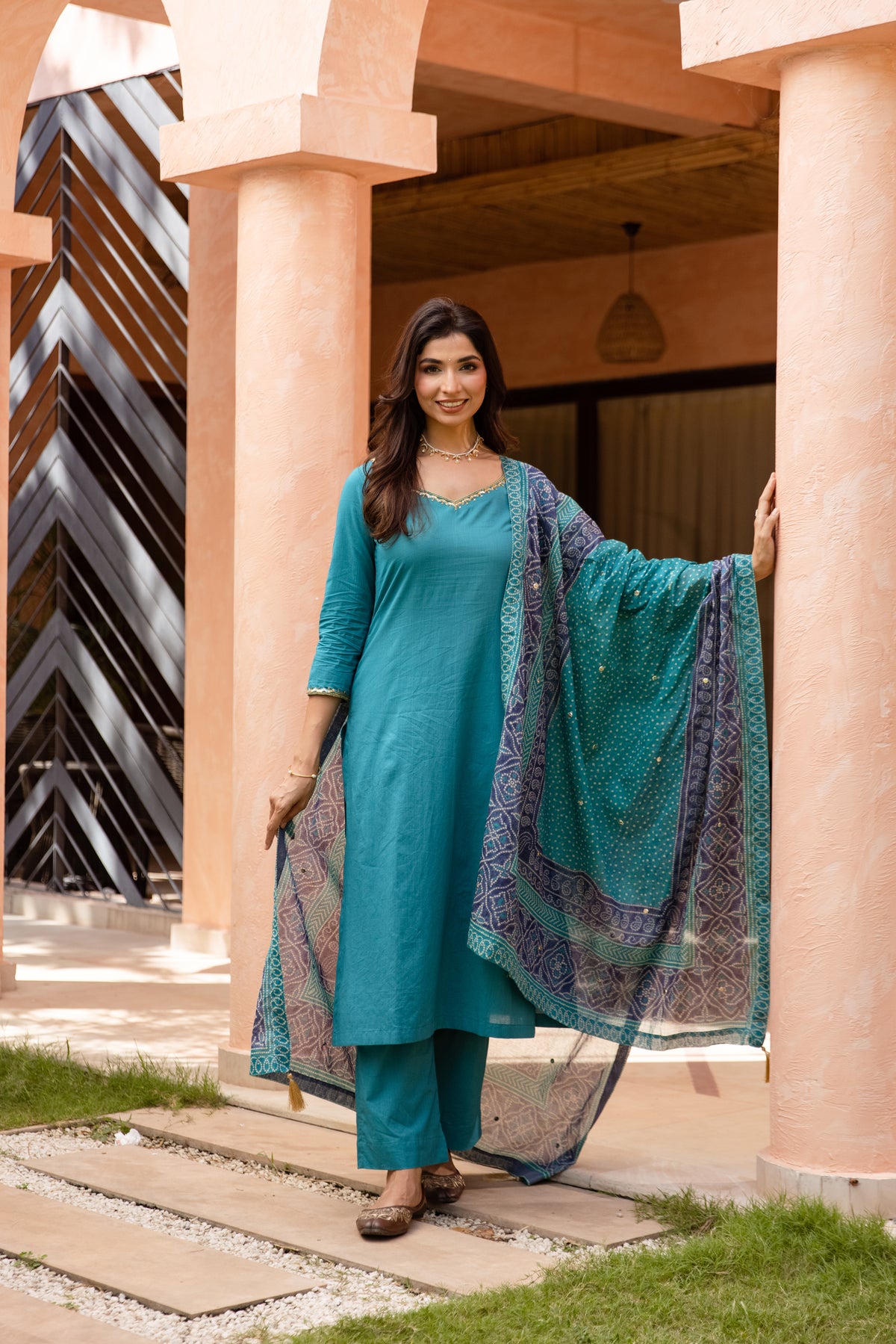 Mor Sleeved - Straight Cut Suit (Teal)