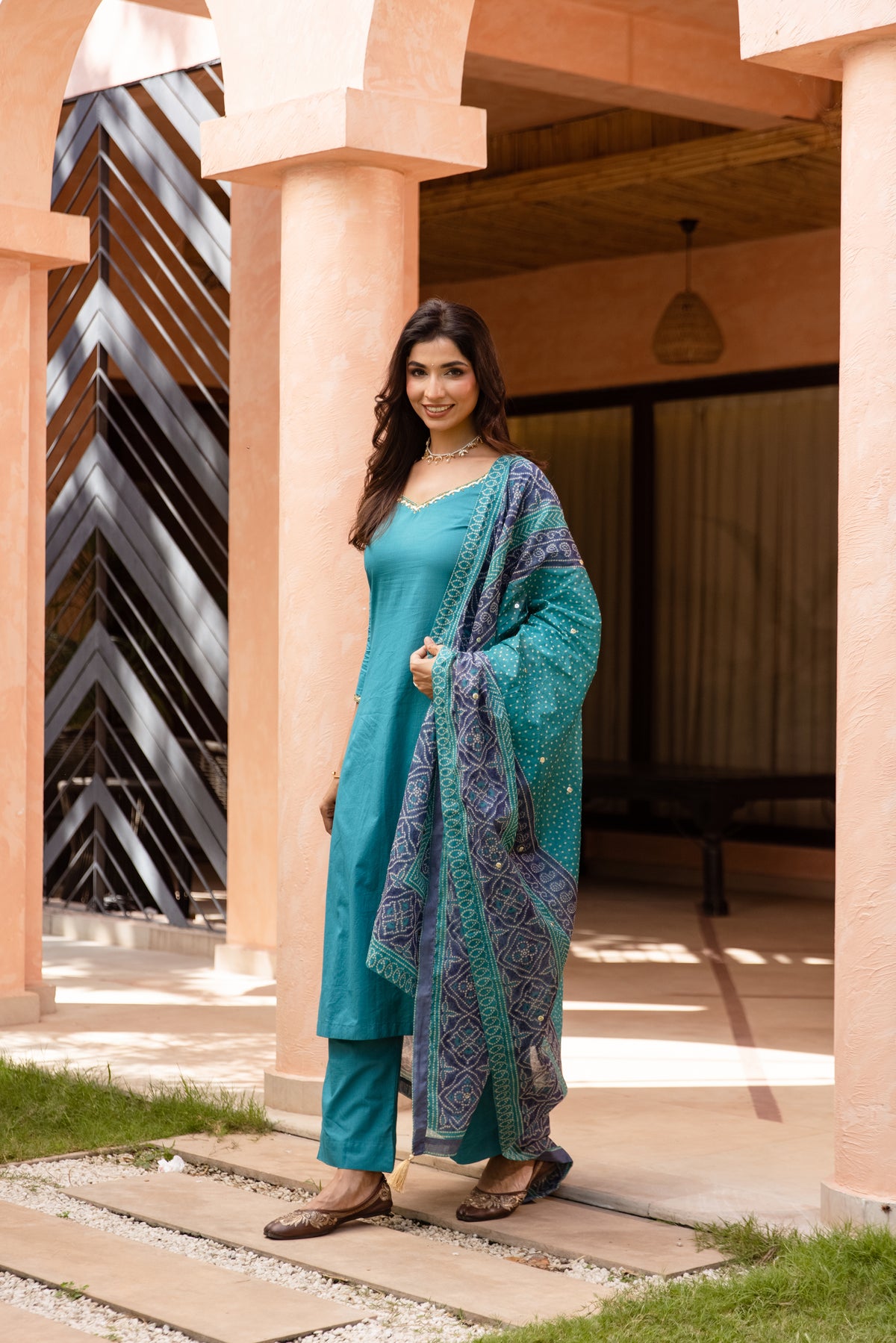 Mor Sleeved - Straight Cut Suit (Teal)