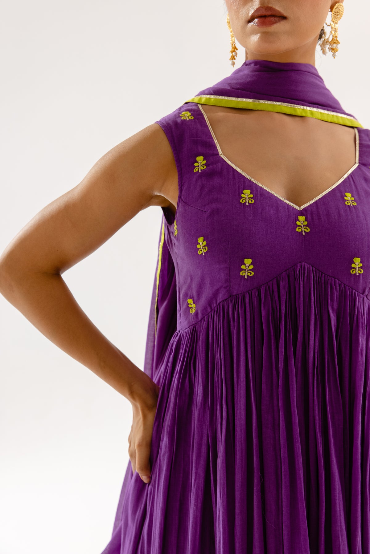 THE LUMINA- Violet Sleeveless