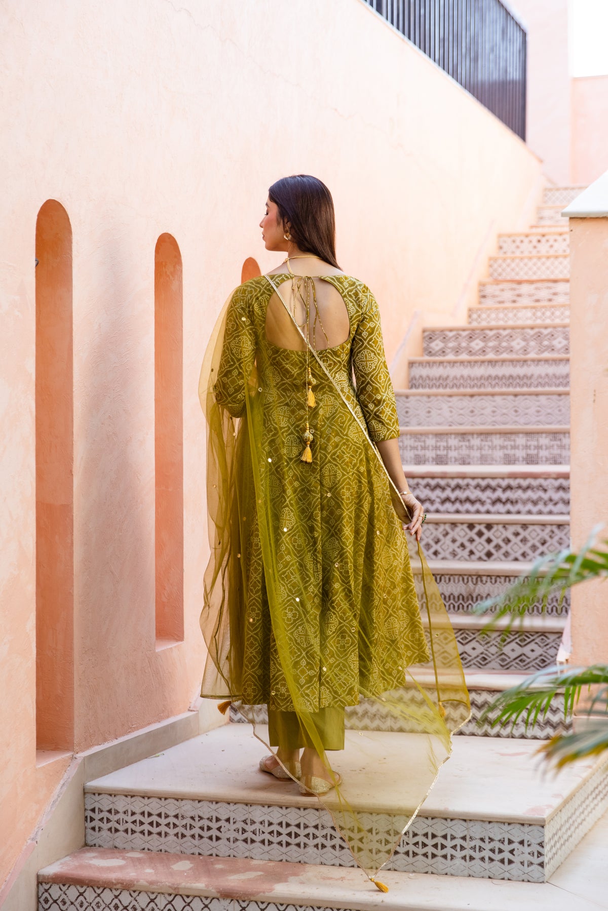 Kairi Sleeved - Anarkali Suit (Green)