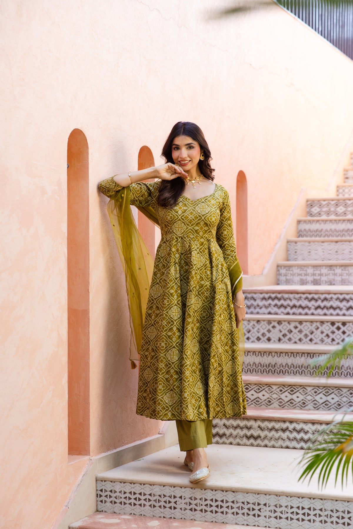 Kairi Sleeved - Anarkali Suit (Green)
