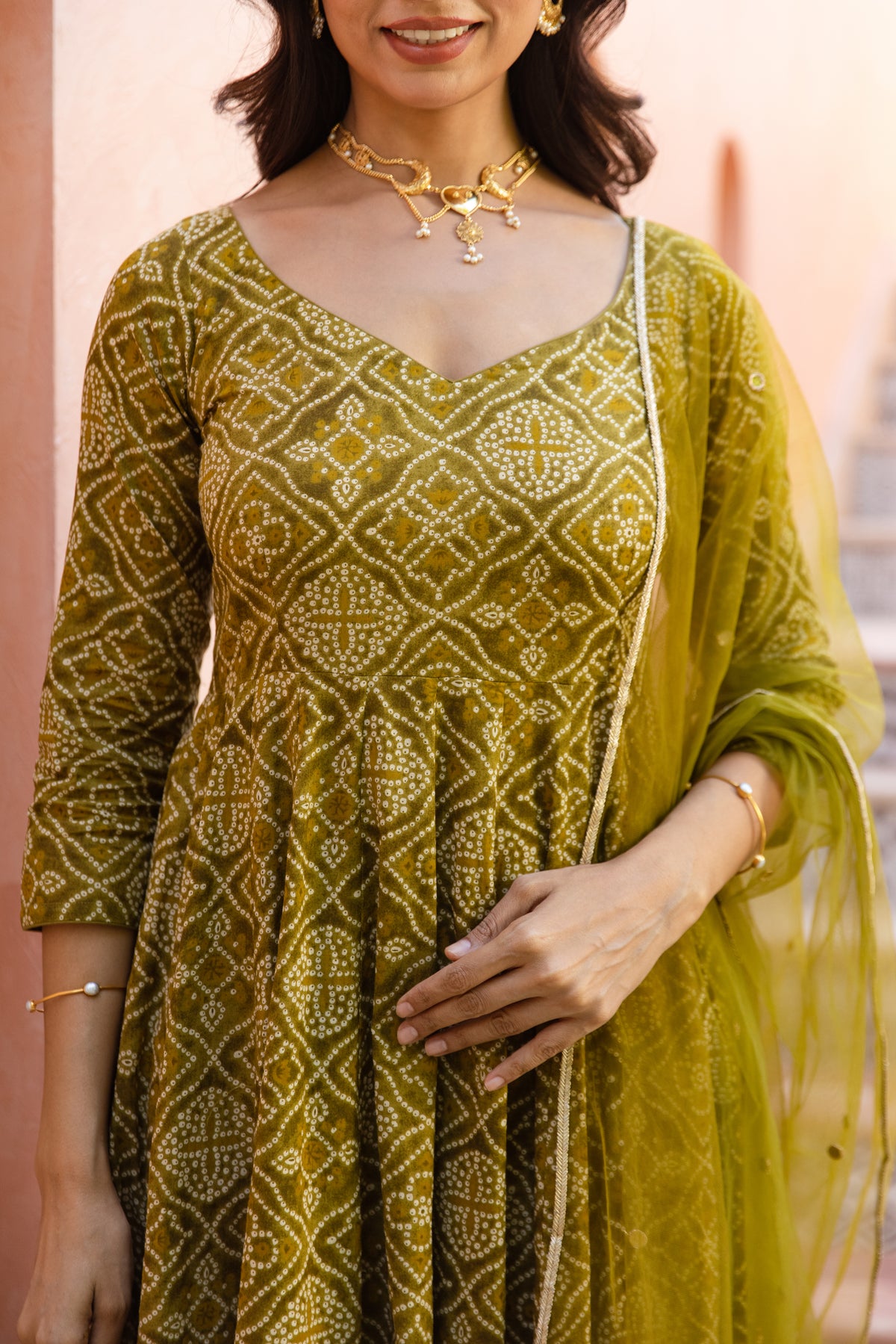 Kairi Sleeved - Anarkali Suit (Green)