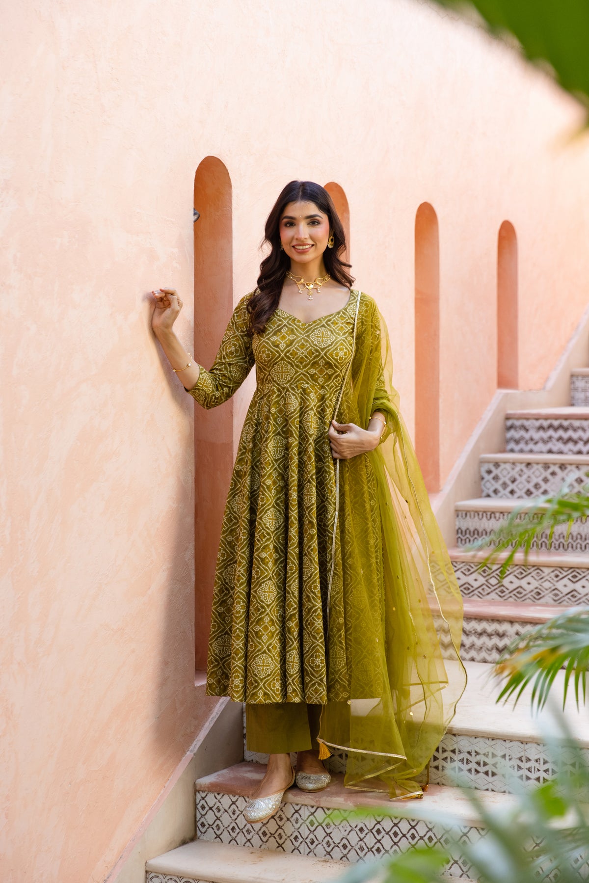 Kairi Sleeved - Anarkali Suit (Green)