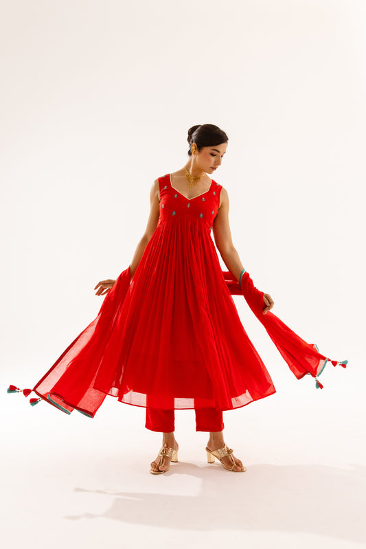 THE LUMINA- Red Sleeveless