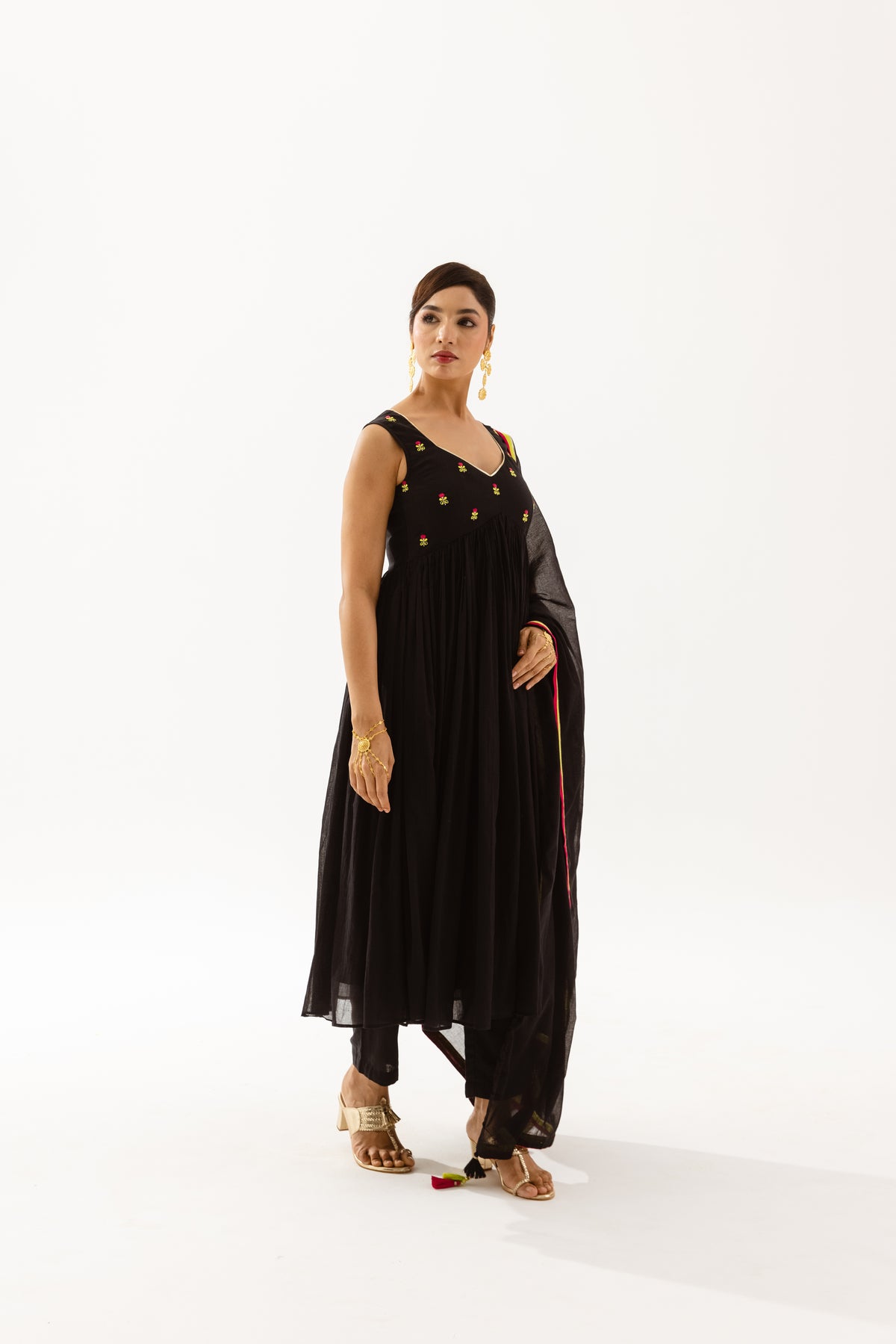 THE LUMINA- Black Sleeveless