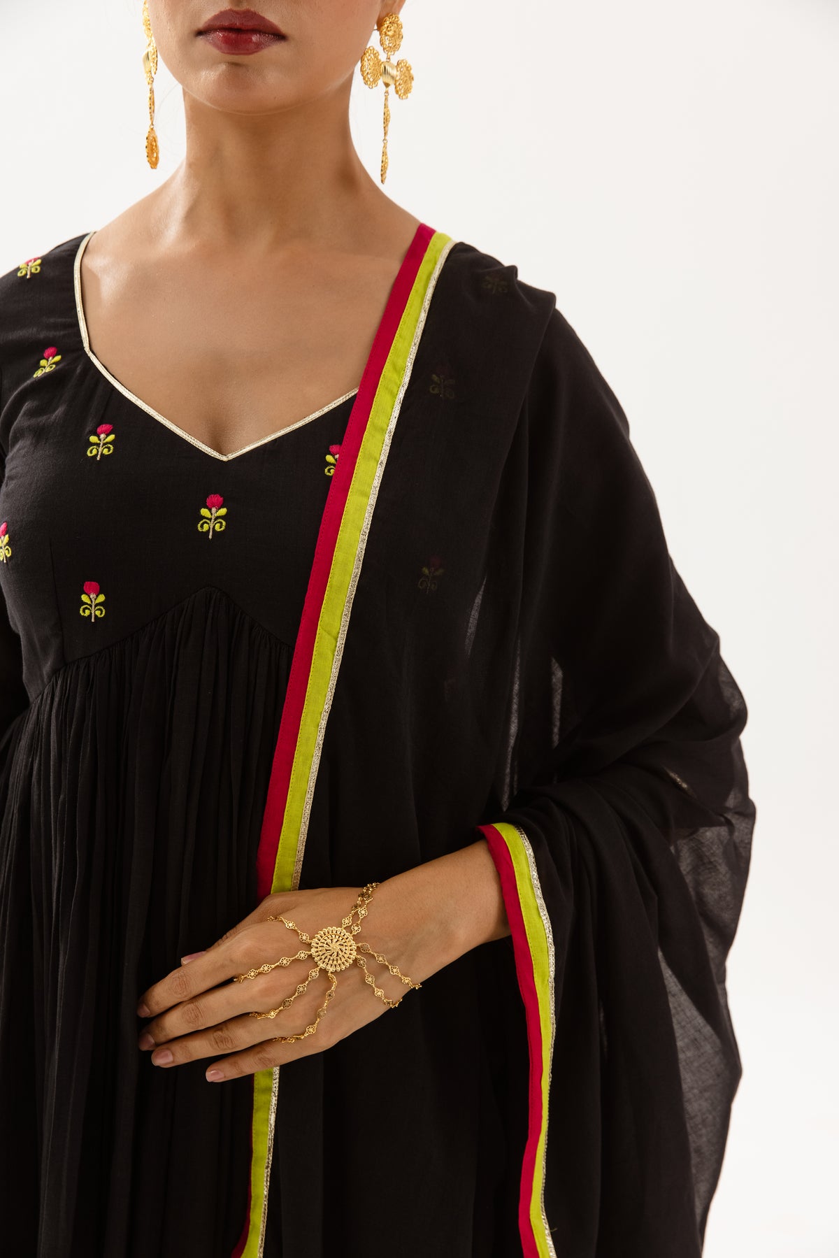 THE LUMINA- Black sleeved