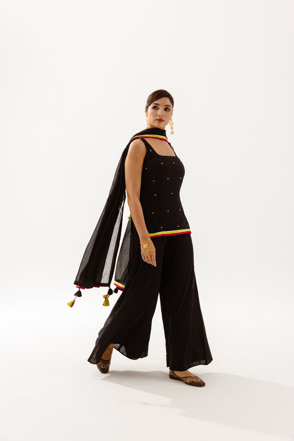THE SPARK - Black Sleeveless