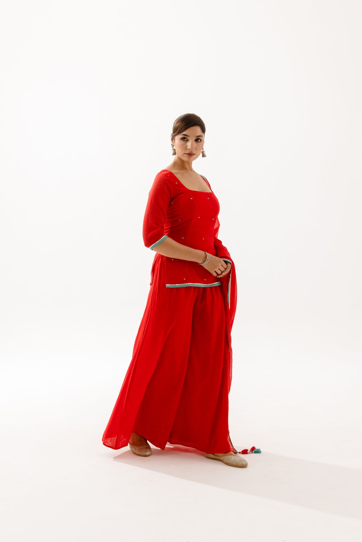 THE SPARK - Red Sleeved