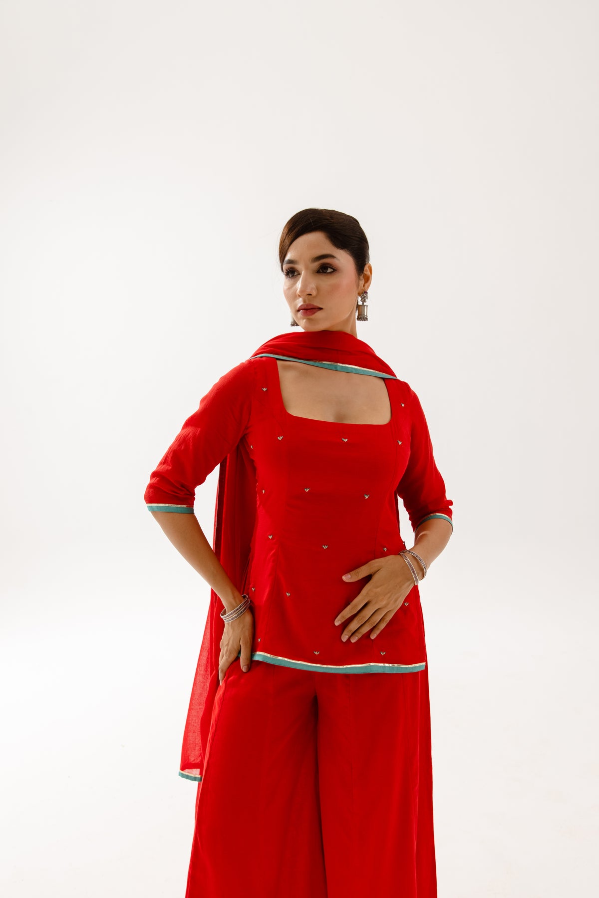 THE SPARK - Red Sleeved