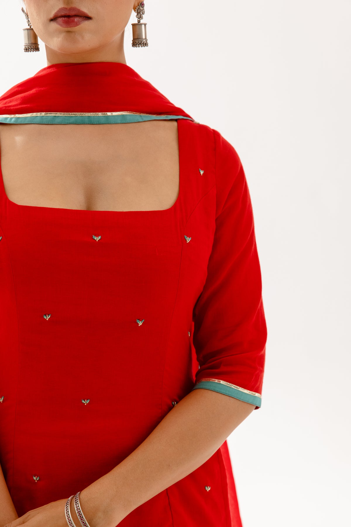 THE SPARK - Red Sleeved