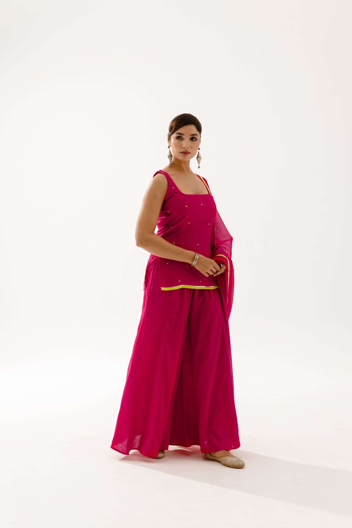 THE SPARK - Fuchsia Sleeveless