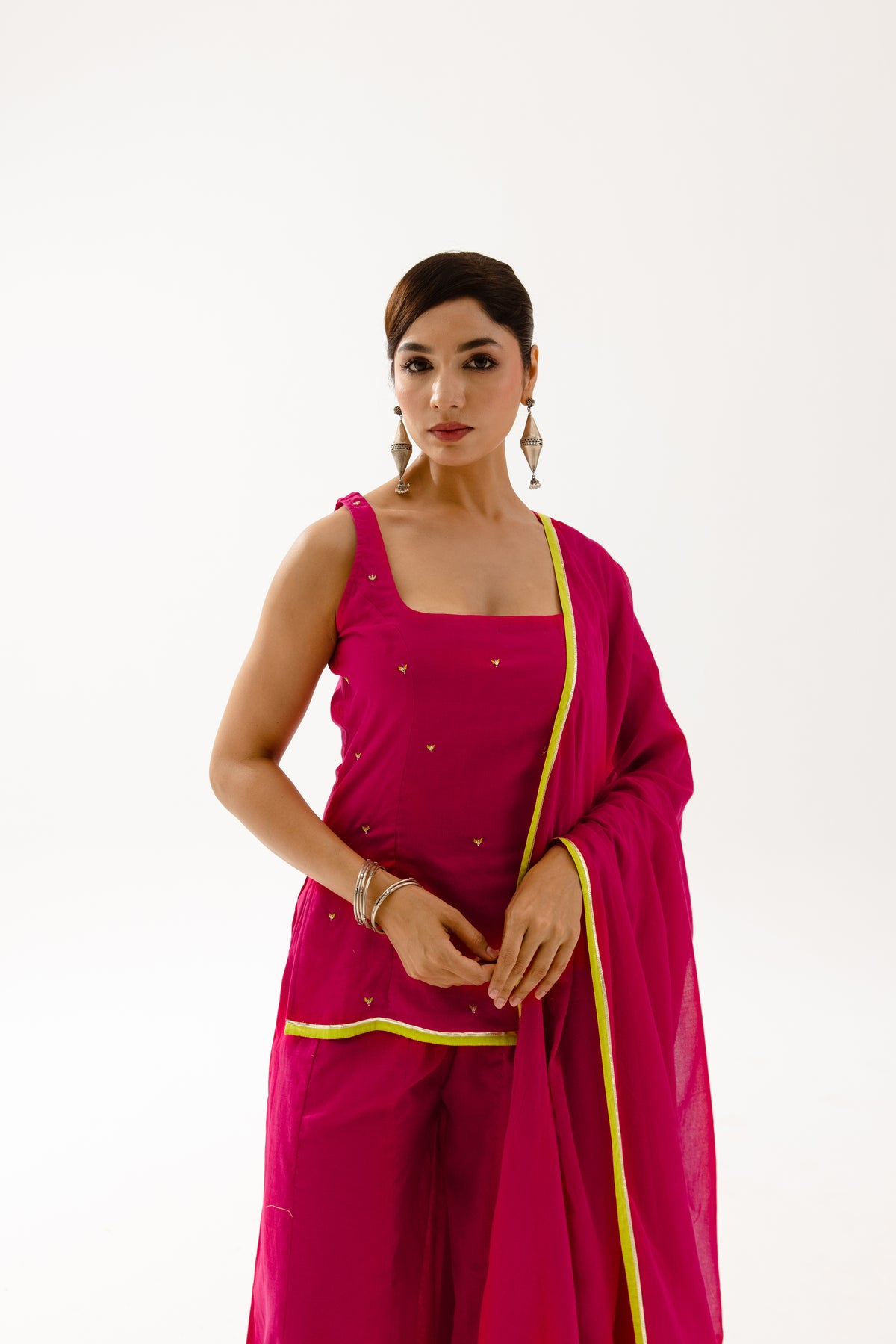 THE SPARK - Fuchsia Sleeveless