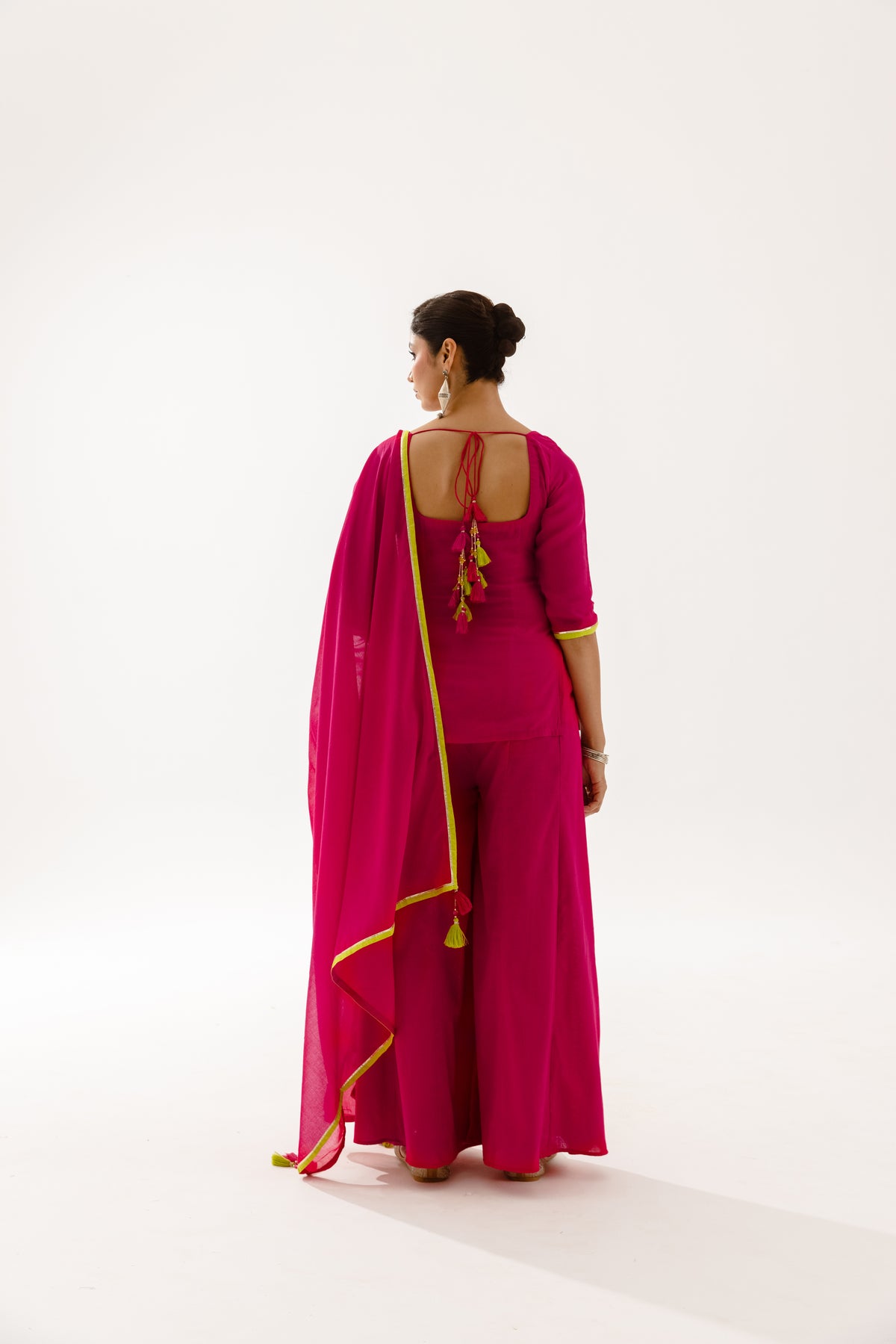 THE SPARK - Fuchsia Sleeved