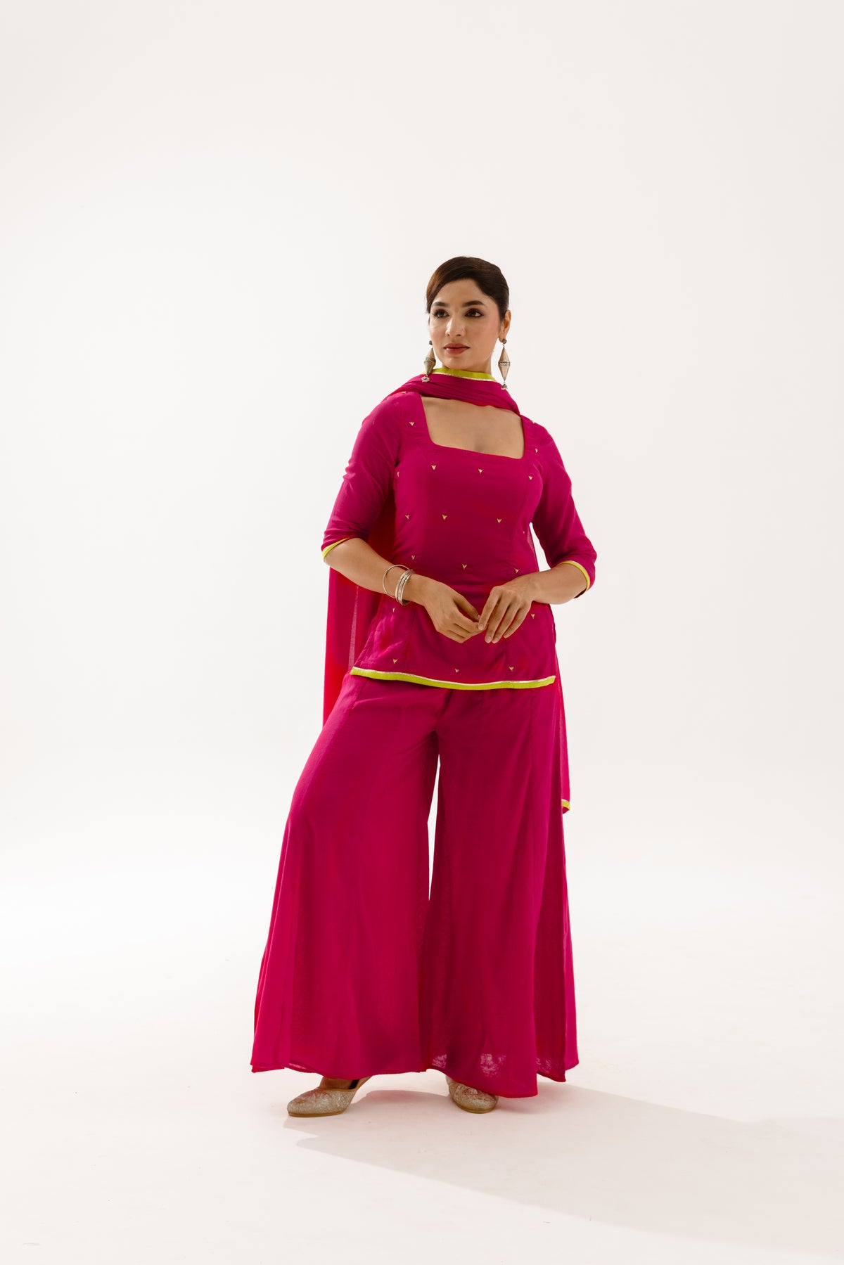 THE SPARK - Fuchsia Sleeved