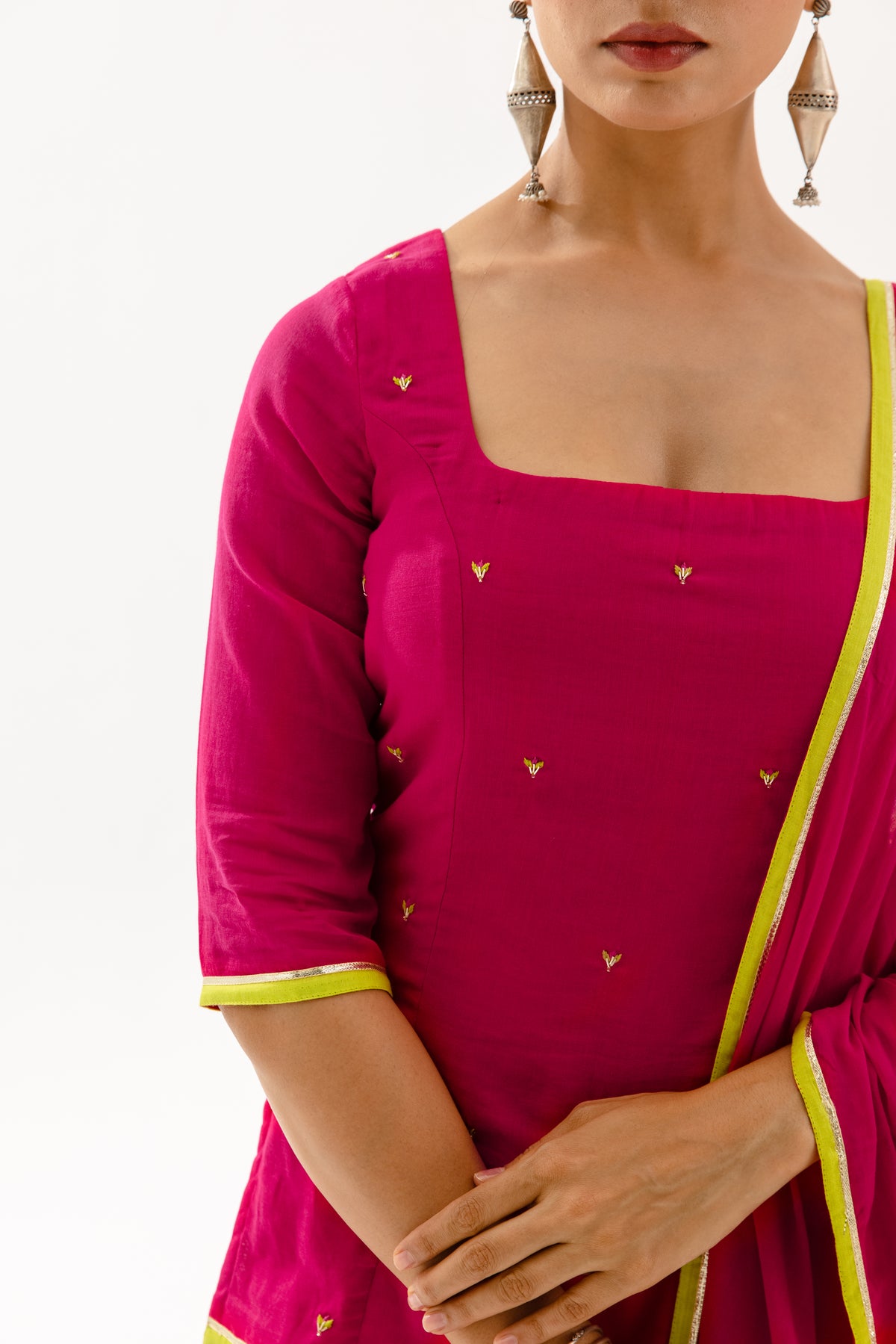 THE SPARK - Fuchsia Sleeved