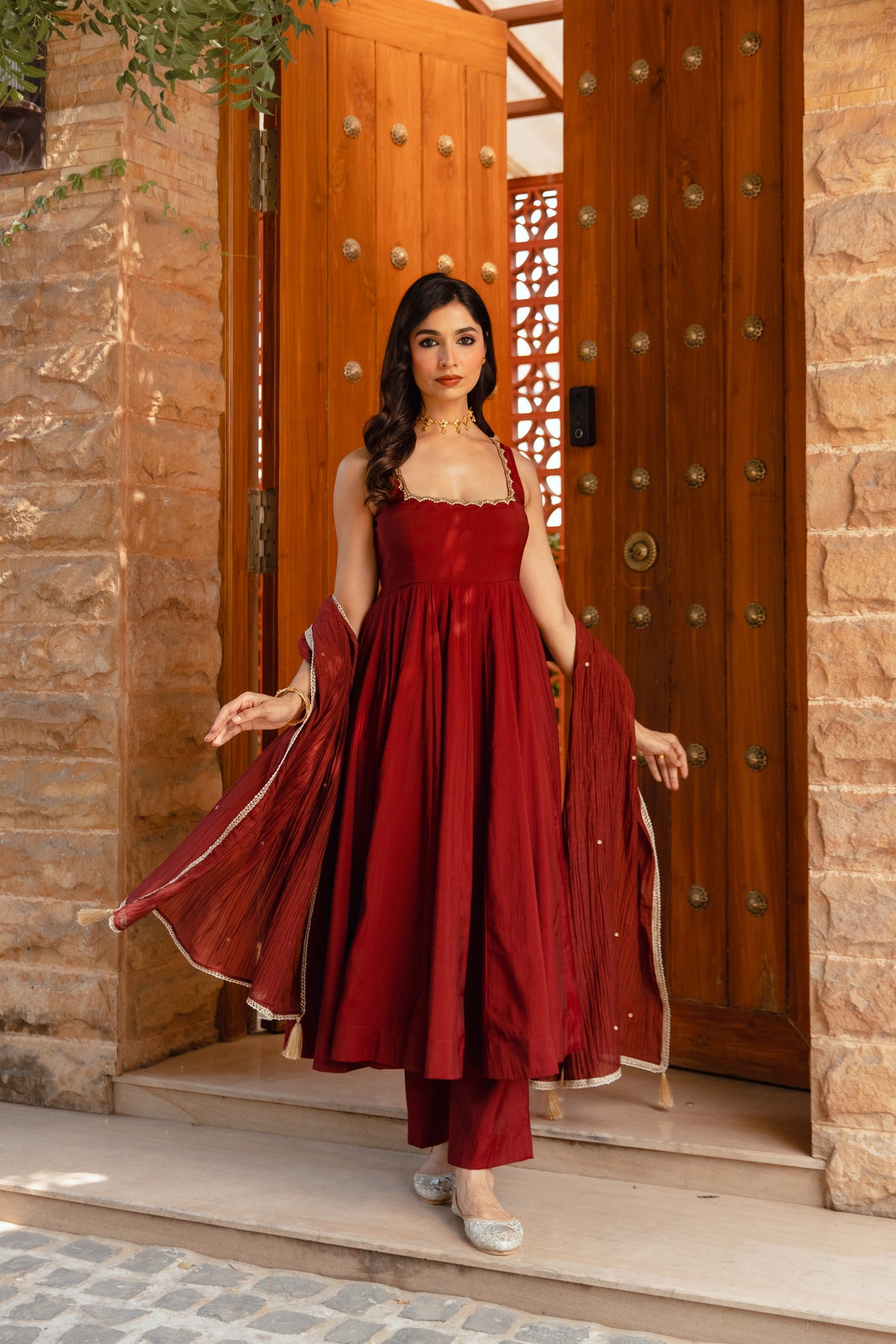 Ruby Sleeveless - Red