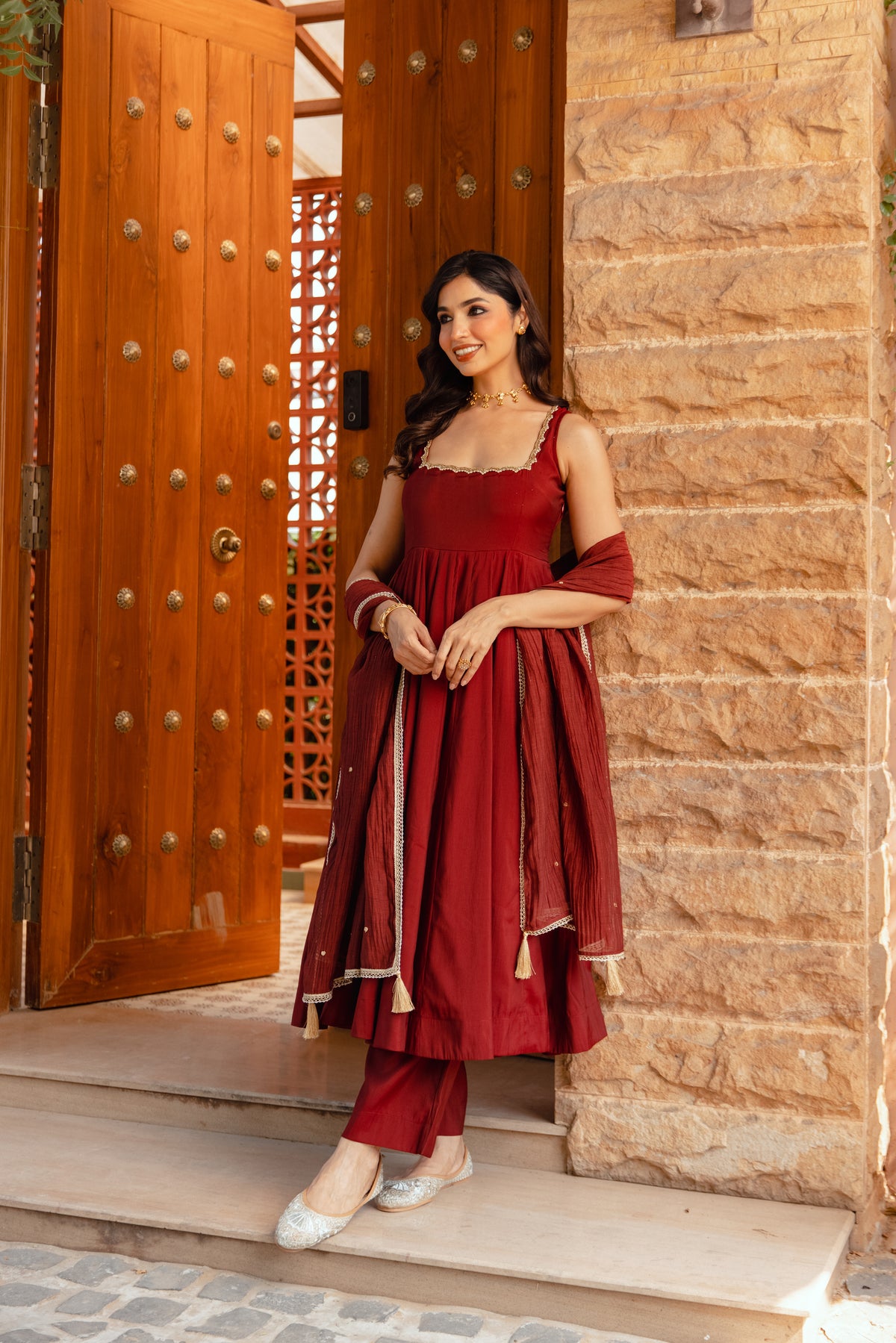 Ruby Sleeveless - Red