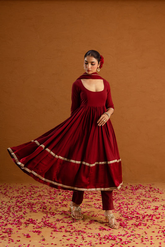 Ruby Dusk - Sleeved