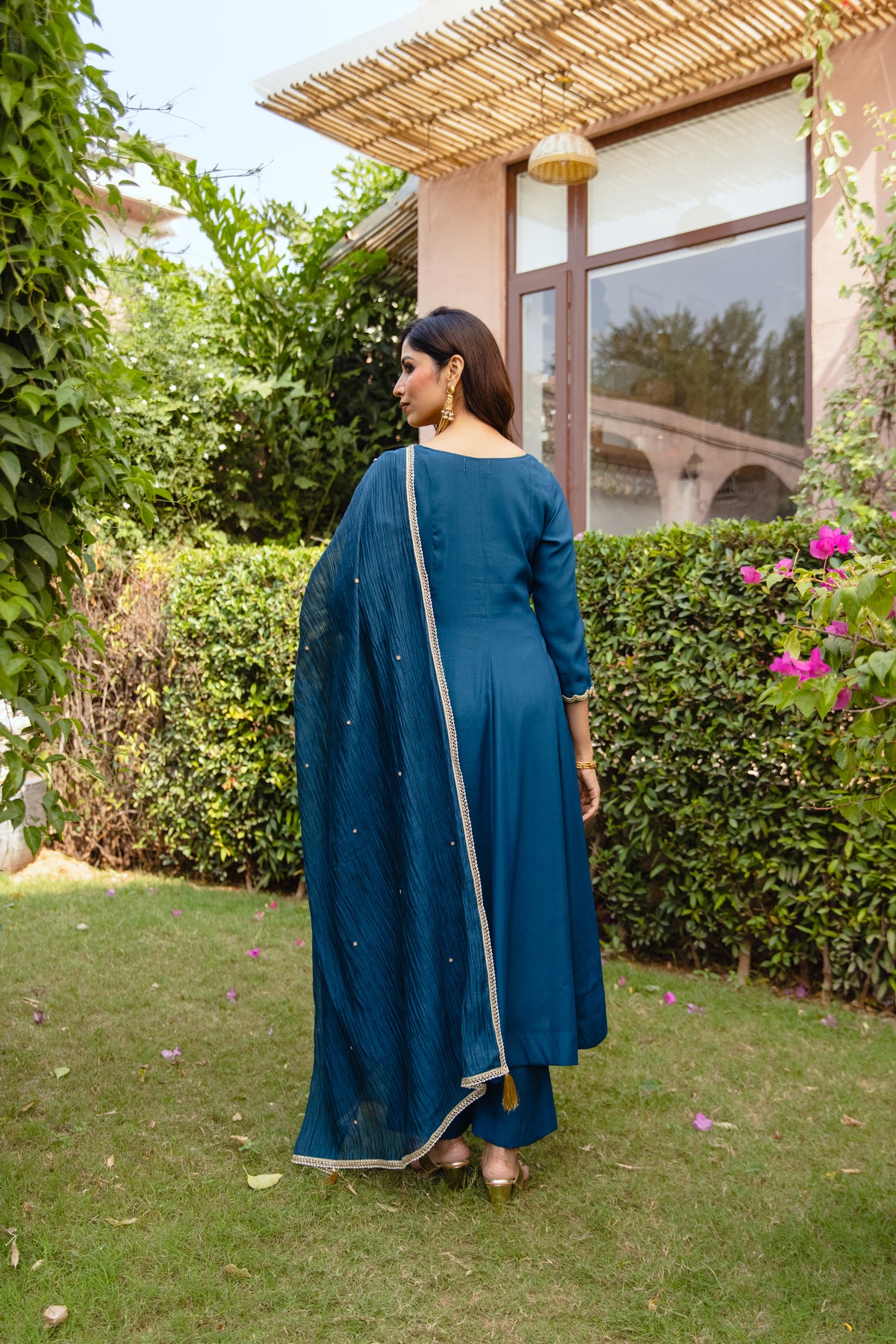 Peacock Sleeved - Teal Blue