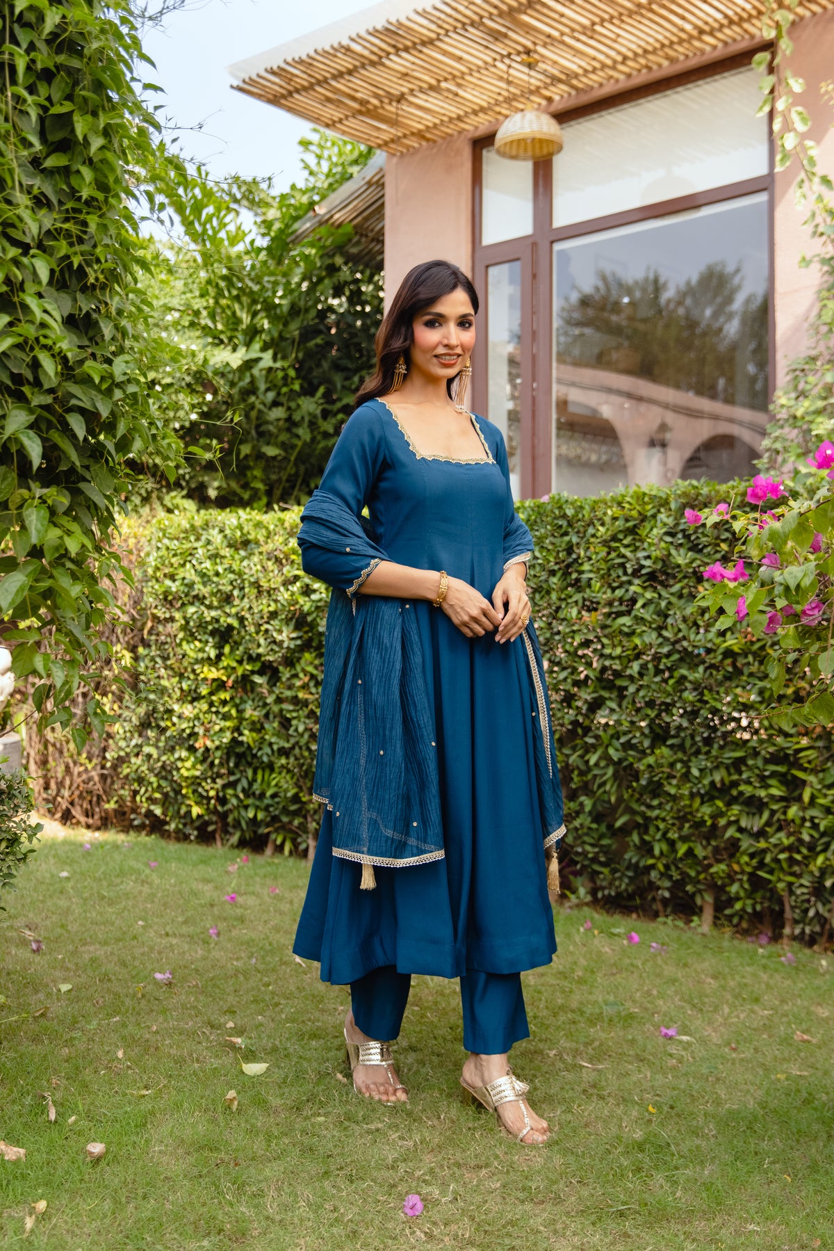Peacock Sleeved - Teal Blue