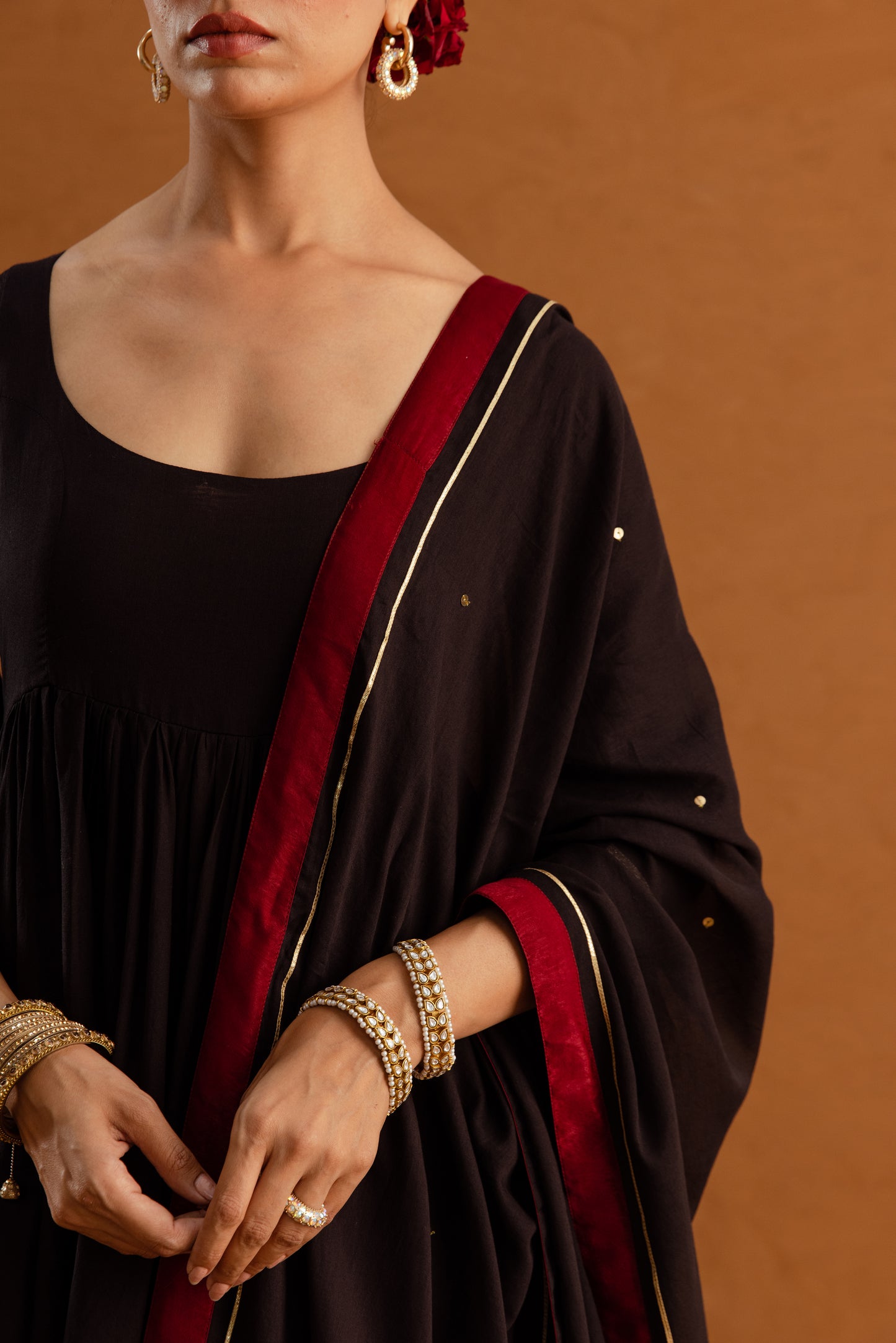 Noir Eclipse - Sleeved