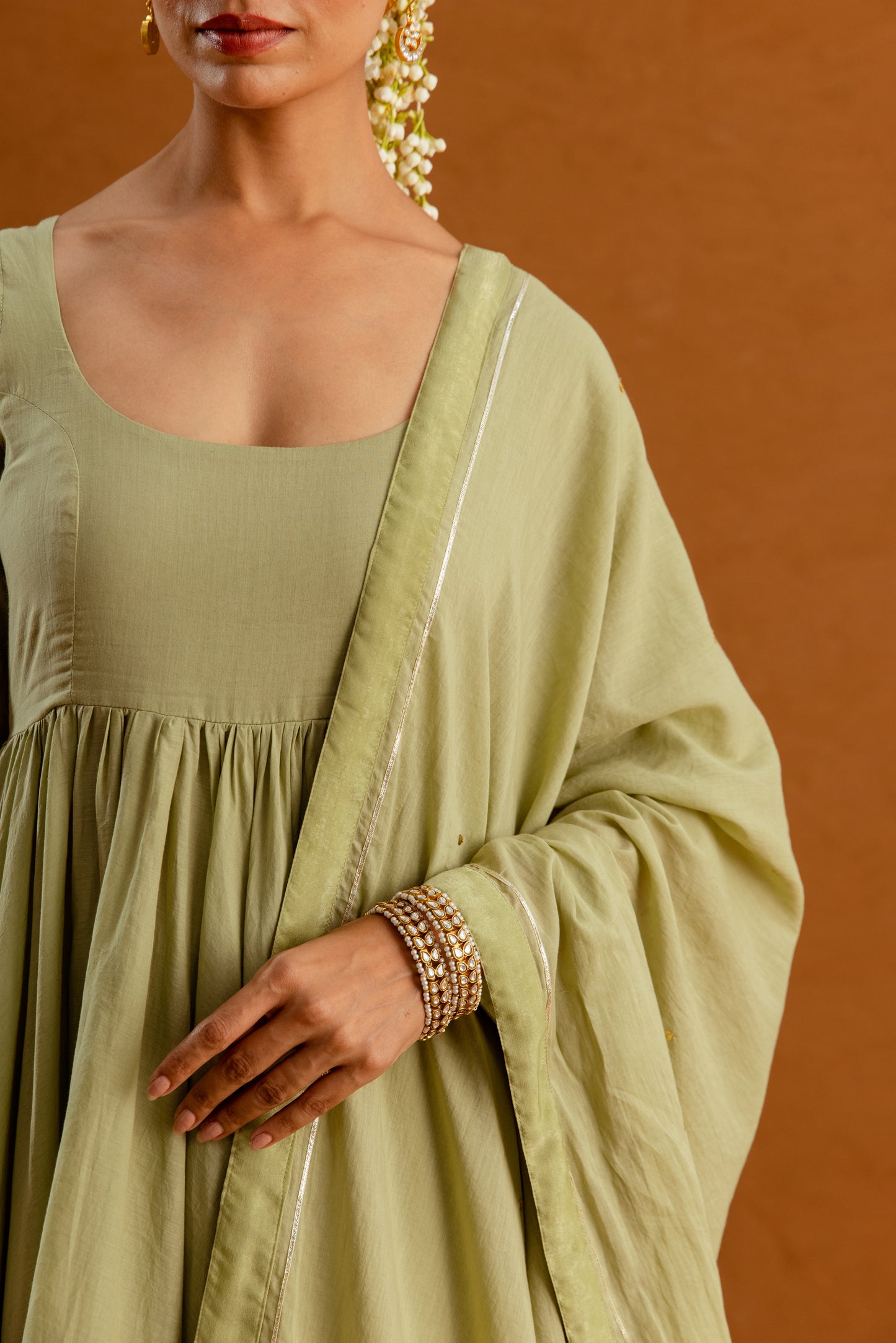 Mint Glow - Sleeved