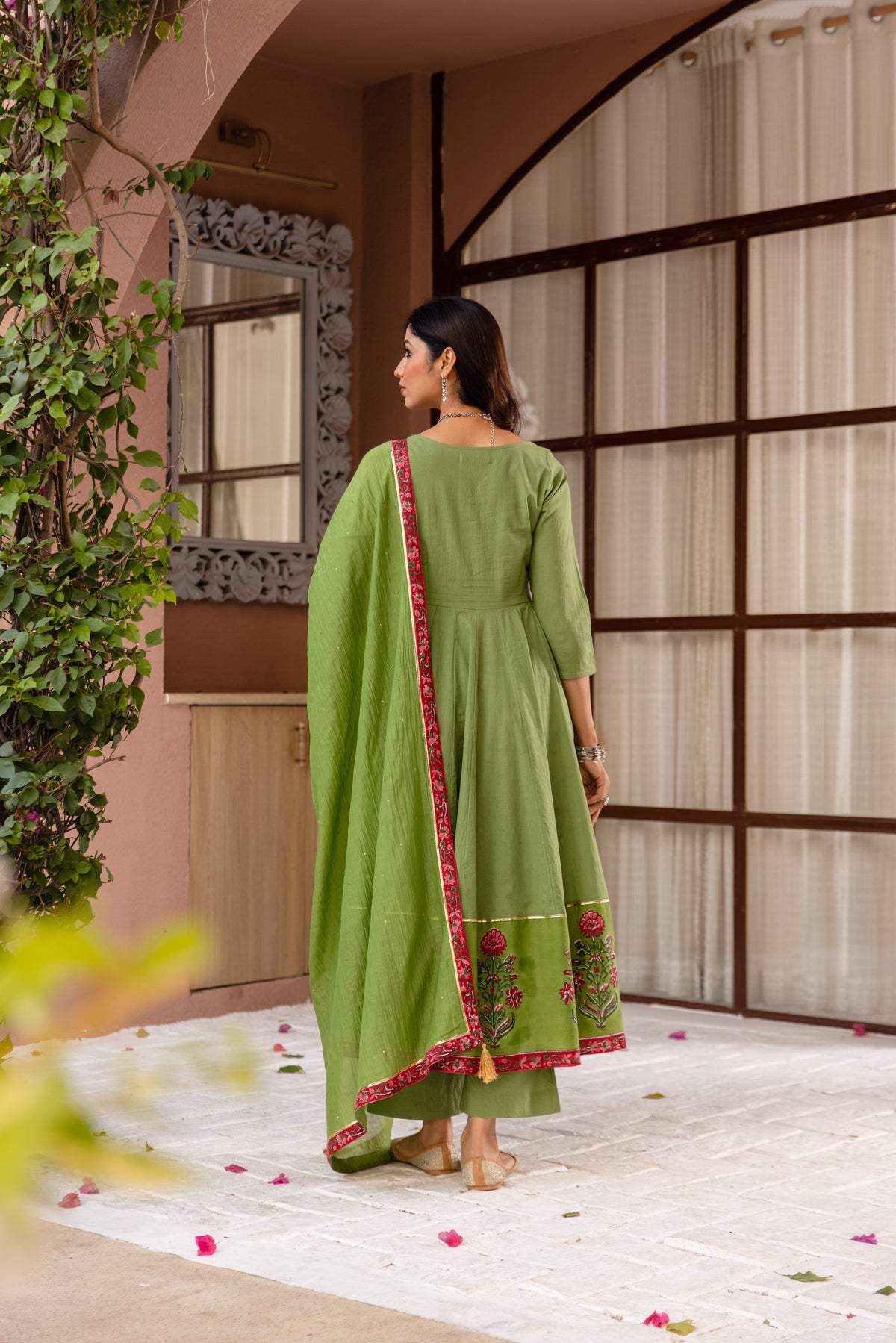 Moss Green - Sleeved