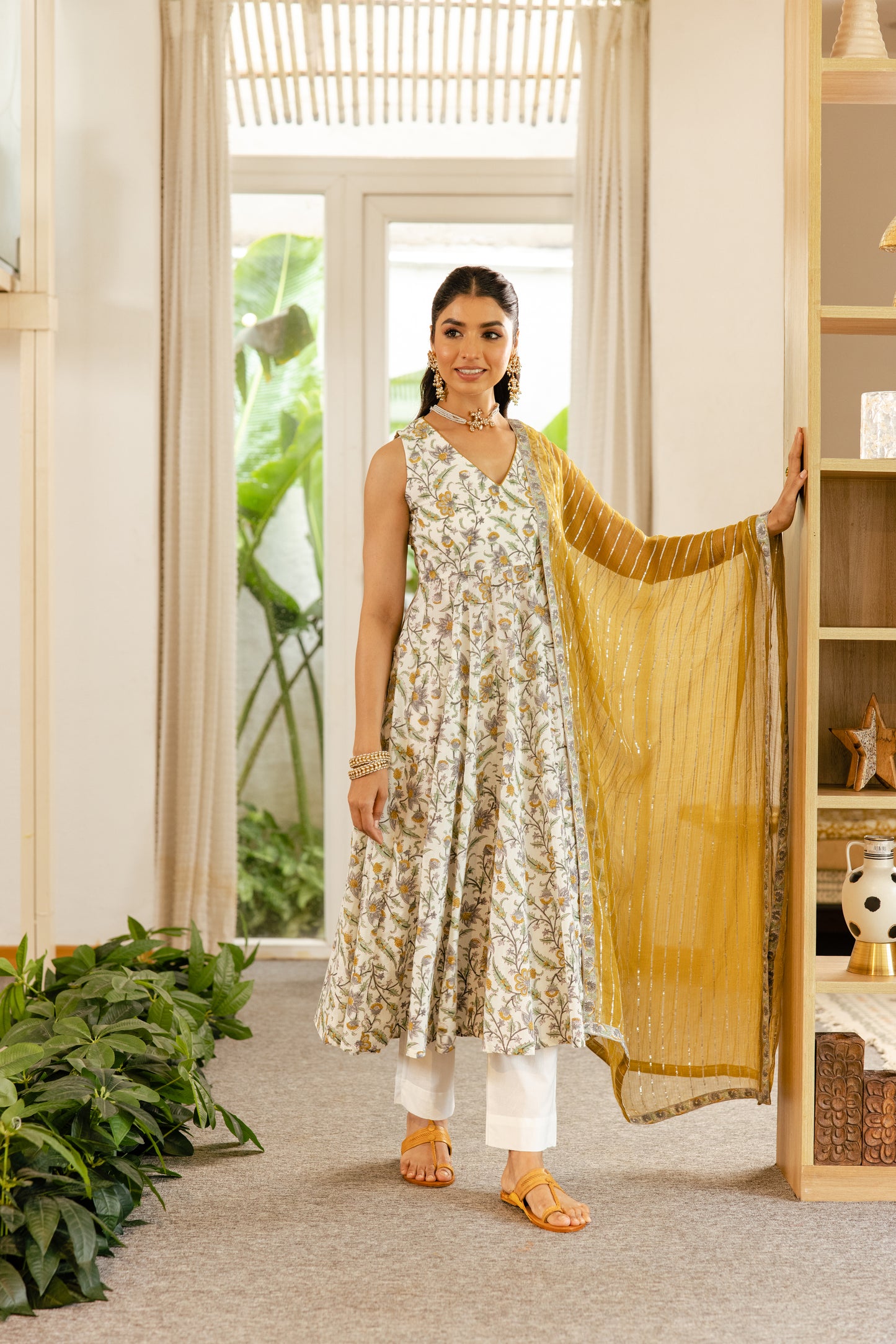 Ivory Saffron Sleeveless- Jaal