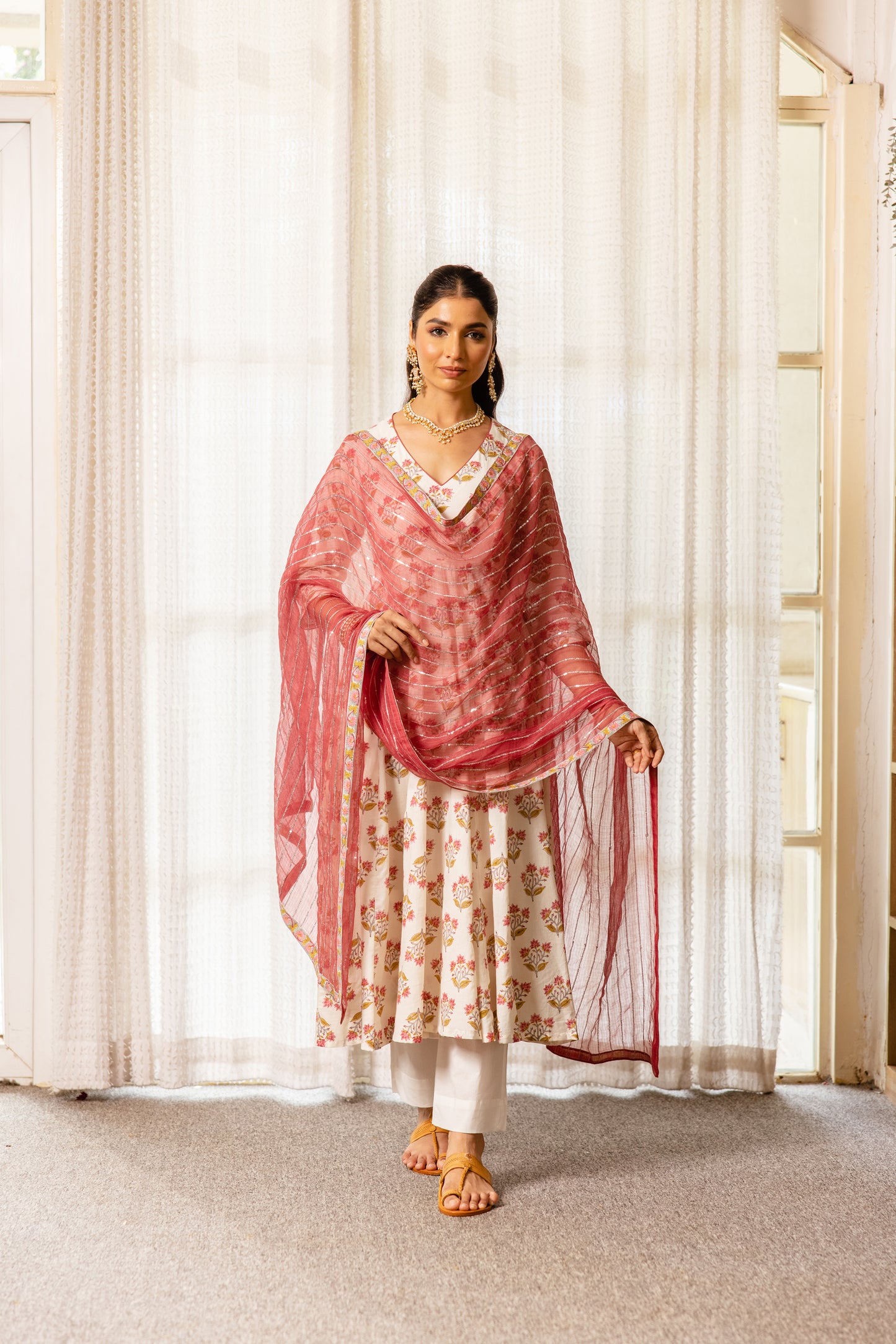 Ivory Rose Sleeved- Buta