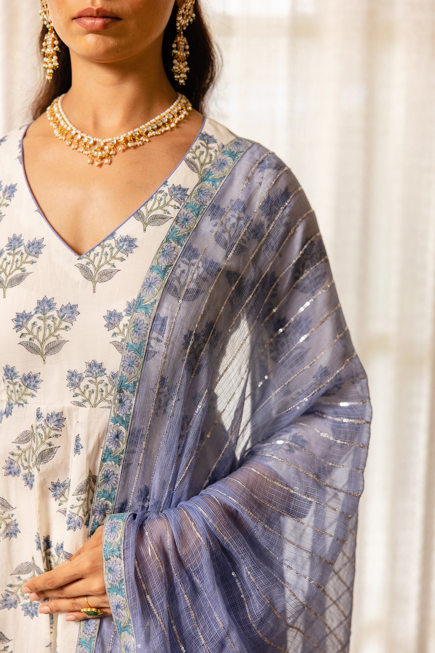 Ivory Periwinkle Sleeved- Buta