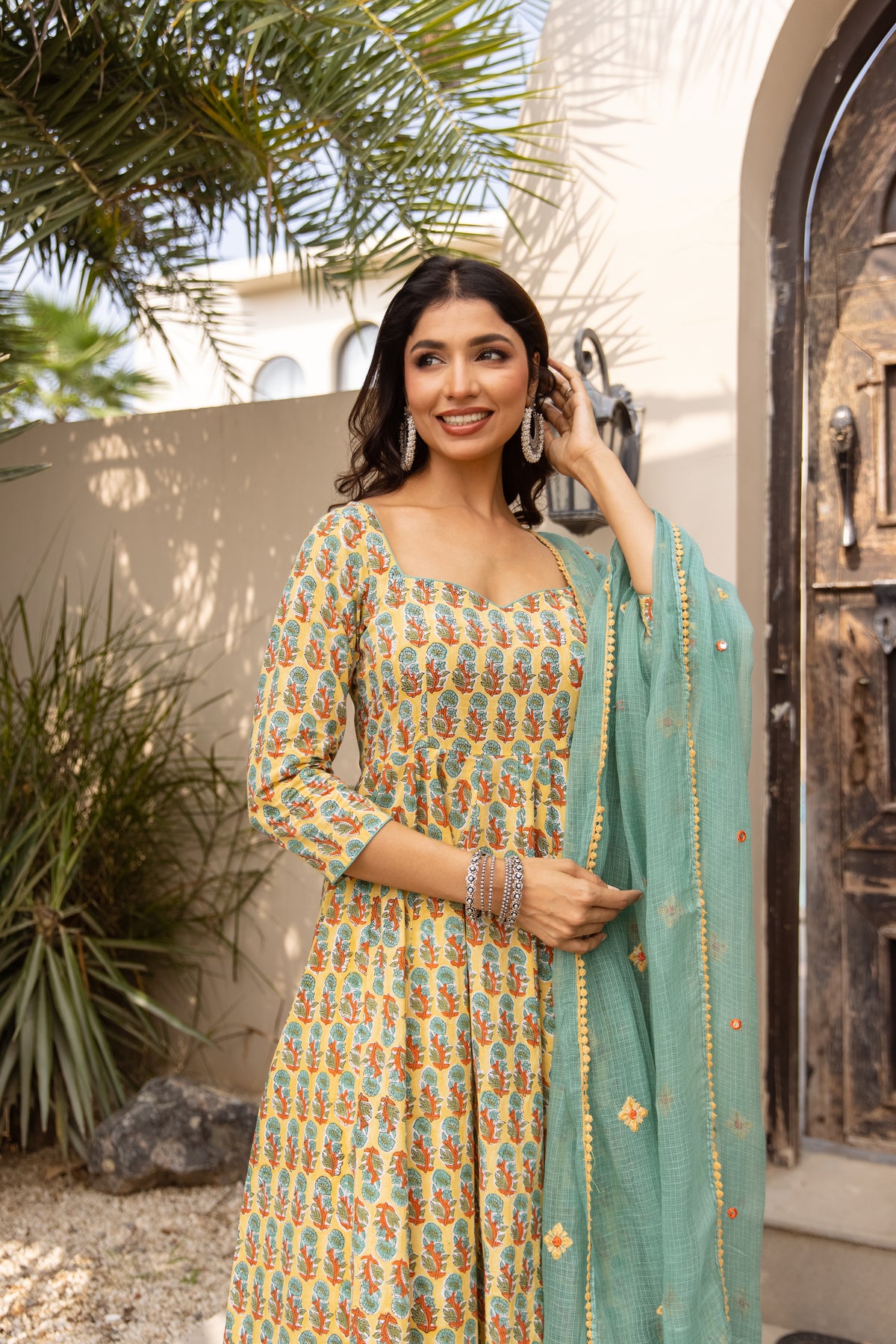 Pastel Yellow & Teal (Sleeved)