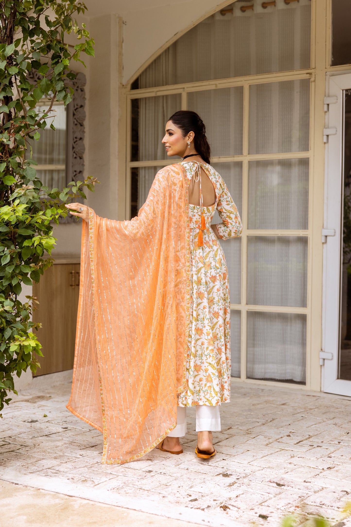 Ivory Peach Sleeved- Jaal