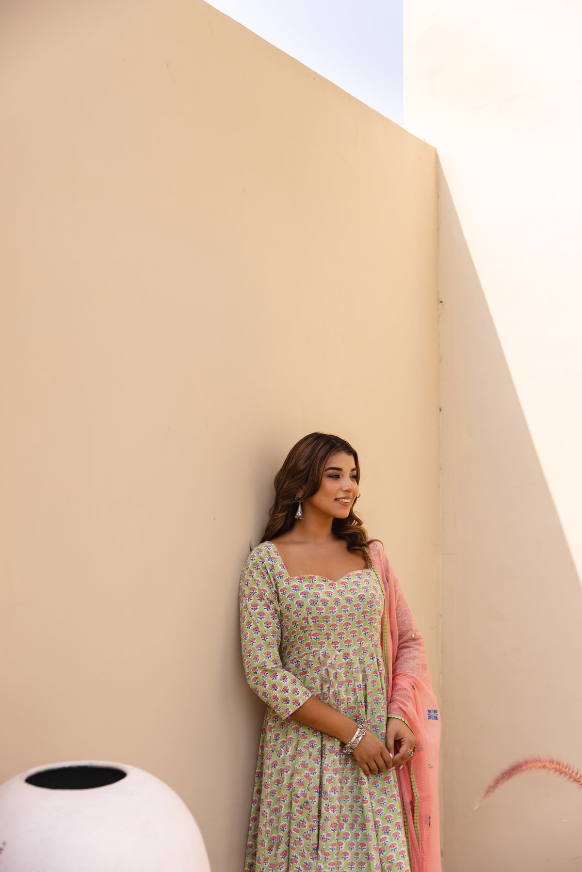 Pista & Pink (Sleeved)