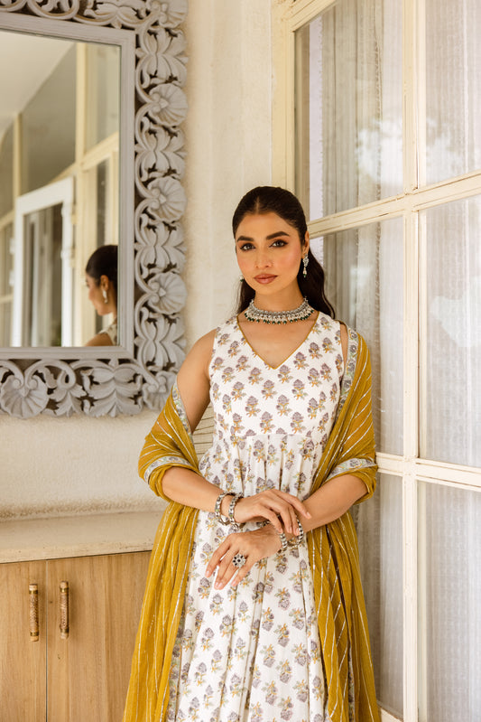 Ivory Saffron Sleeveless- Butti