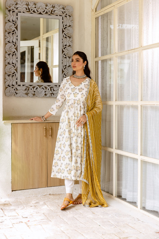Ivory Saffron Sleeved- Butta