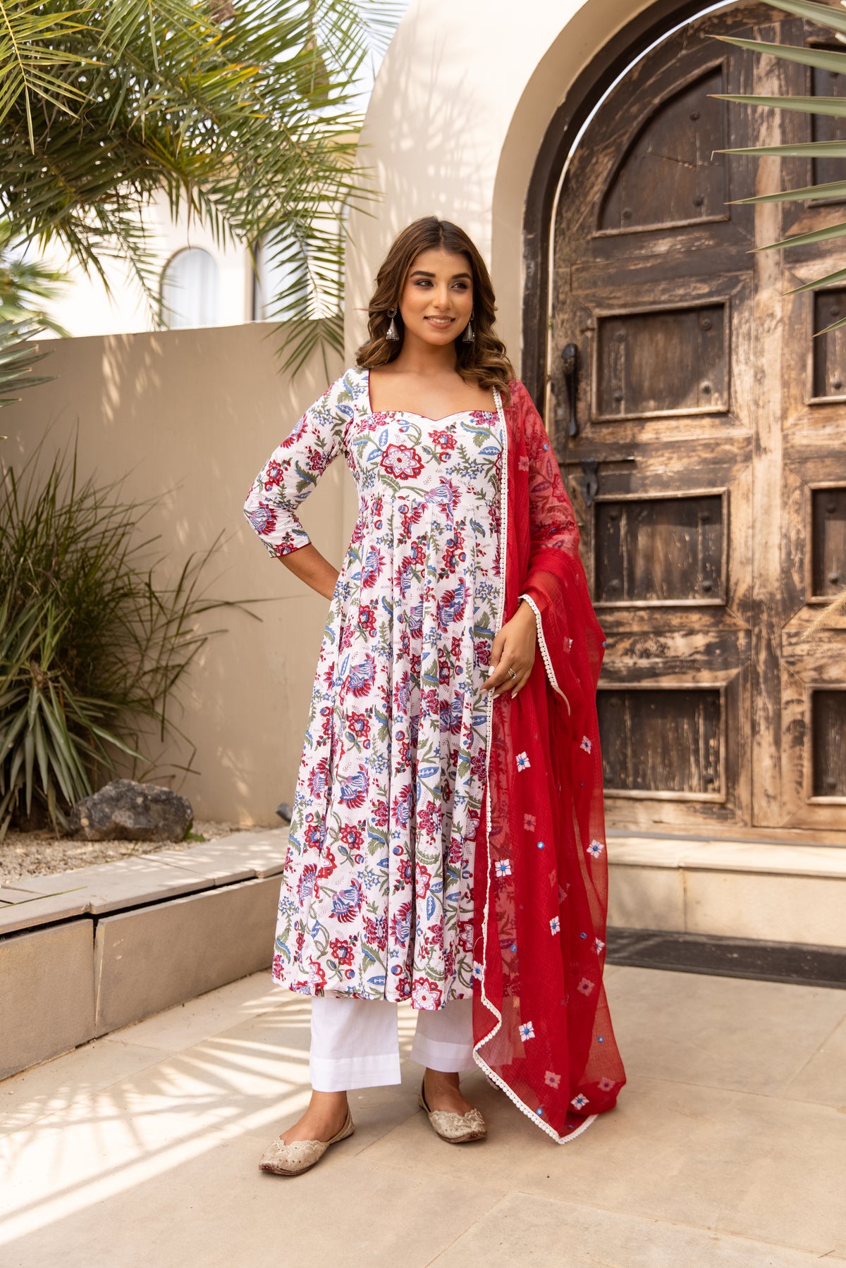 Floral White & Red (Sleeved)