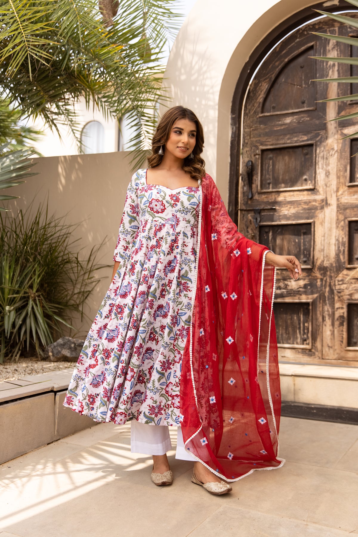 Floral White & Red (Sleeved)
