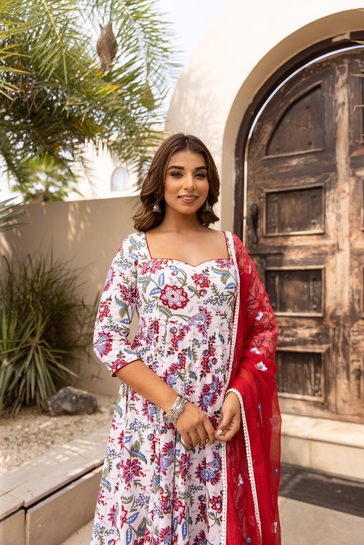 Floral White & Red (Sleeved)