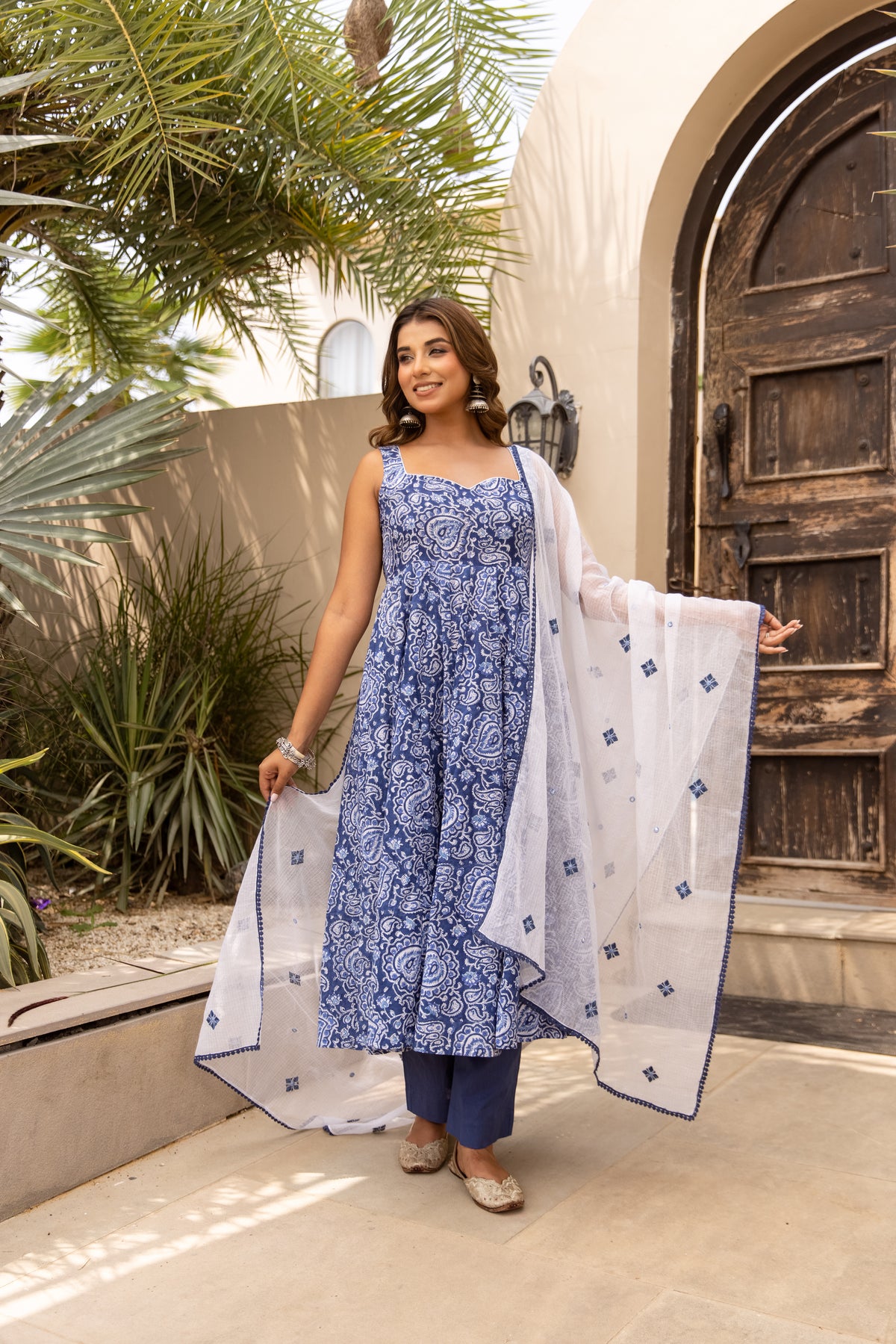 Indigo & White (Sleeveless)