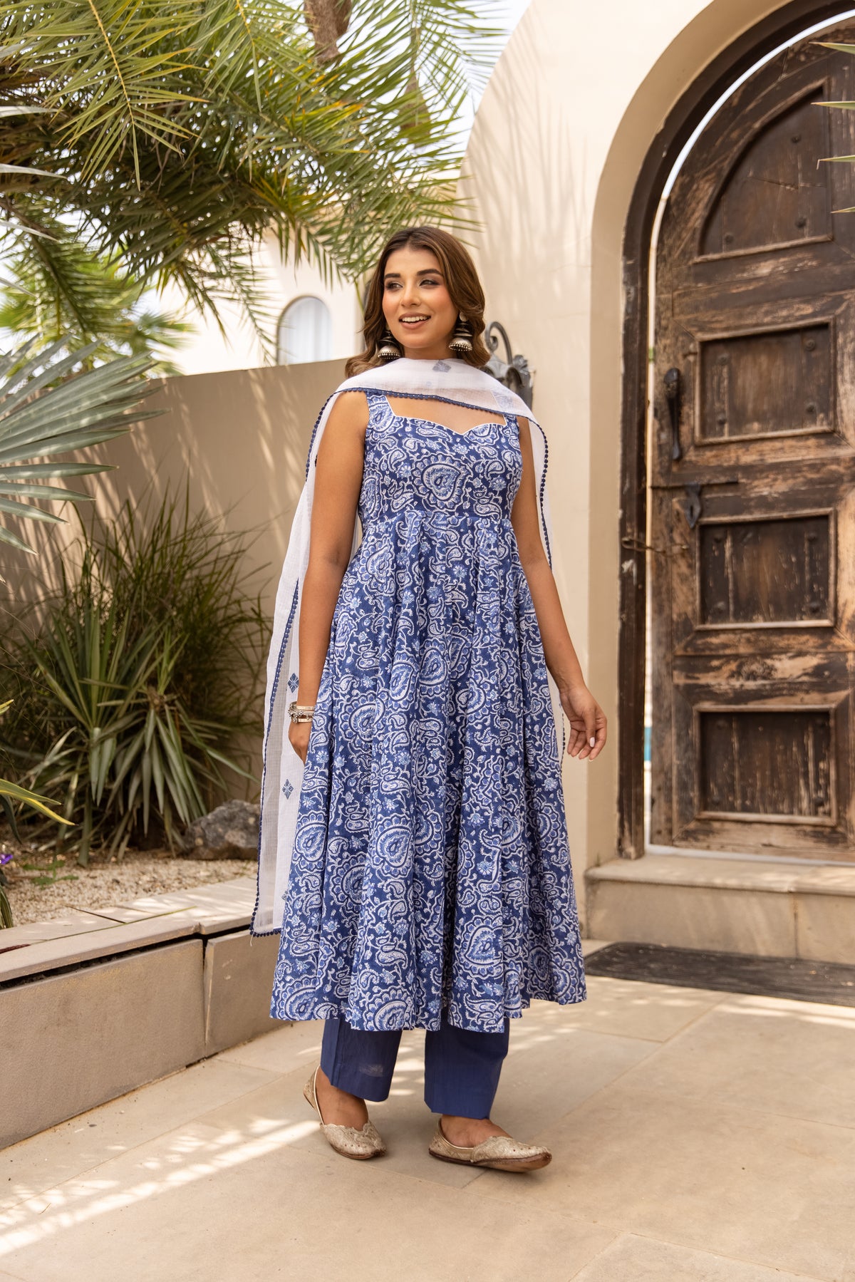 Indigo & White (Sleeveless)