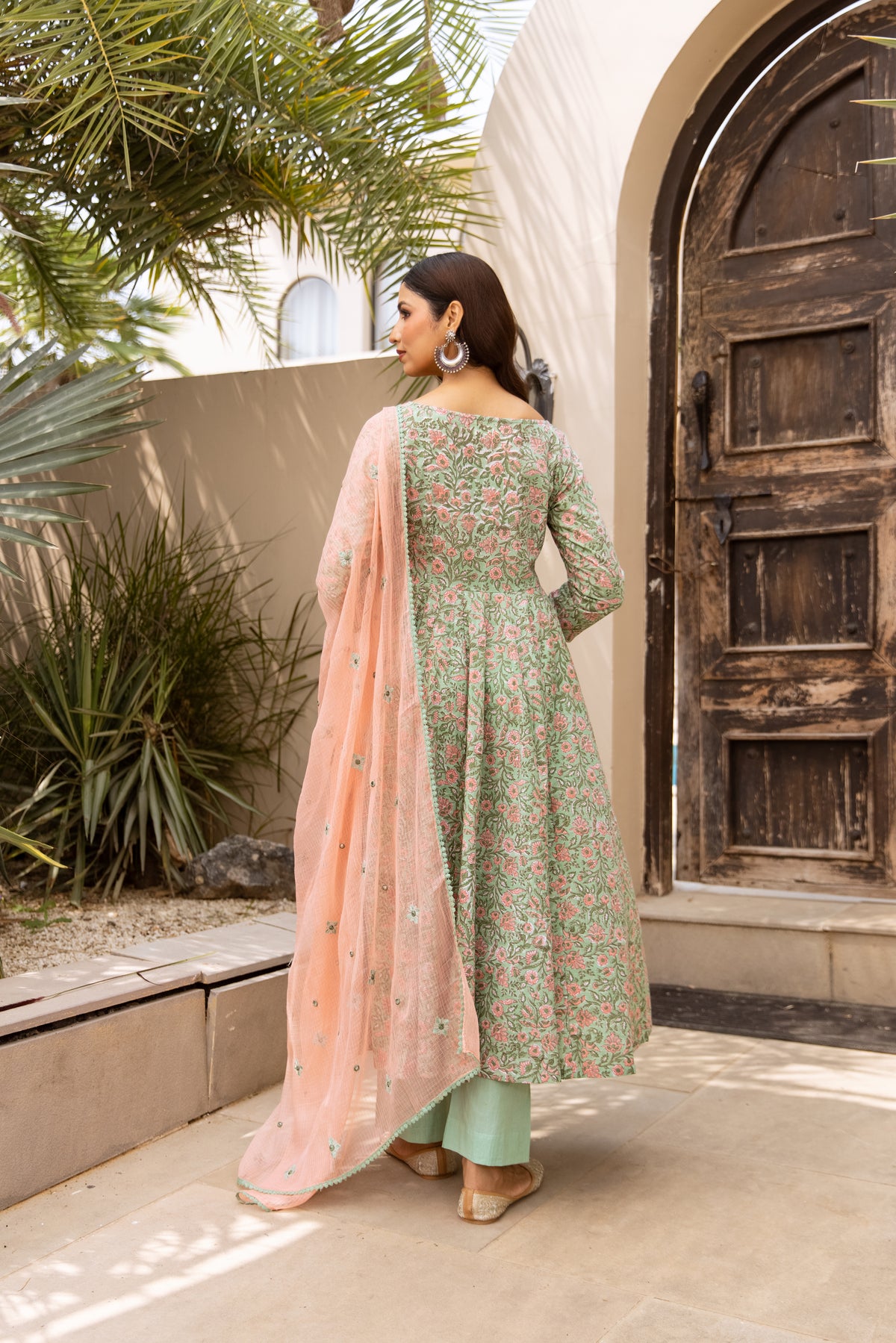 Mint & Coral Pink (Sleeved)