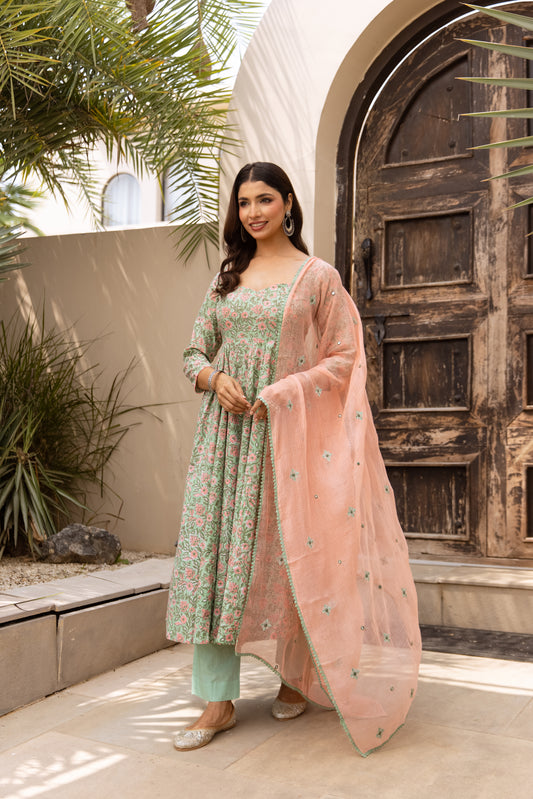 Mint & Coral Pink (Sleeved)