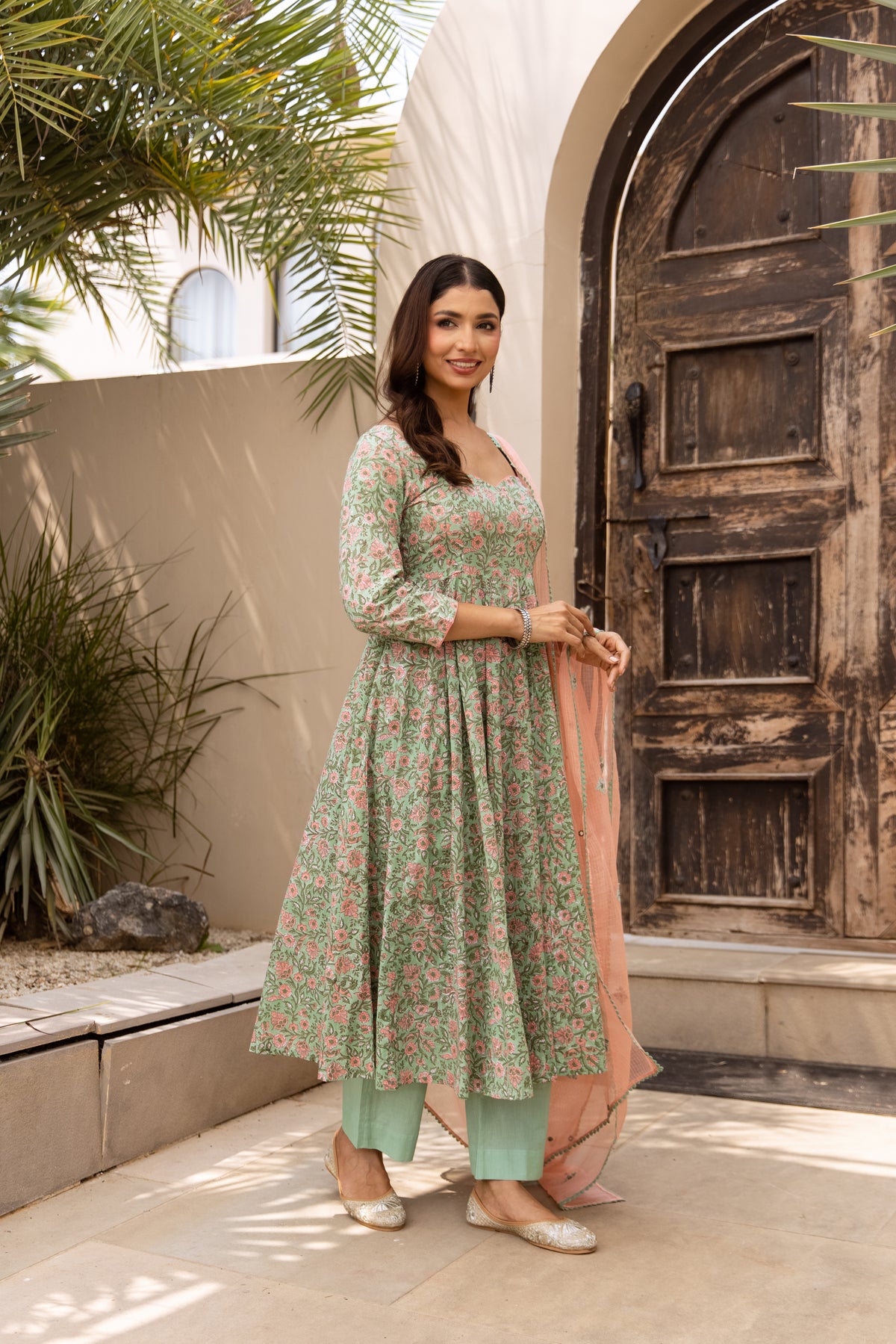 Mint & Coral Pink (Sleeved)