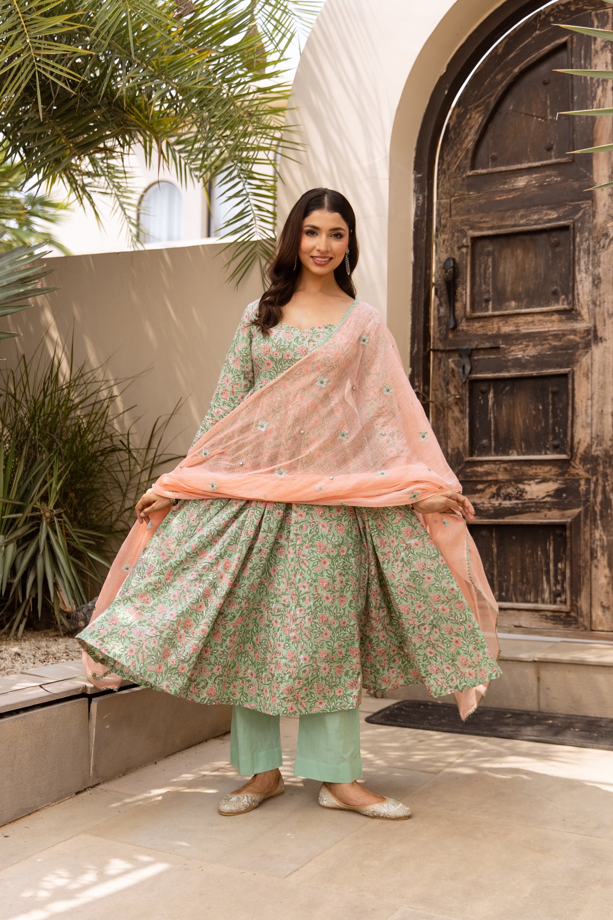 Mint & Coral Pink (Sleeved)